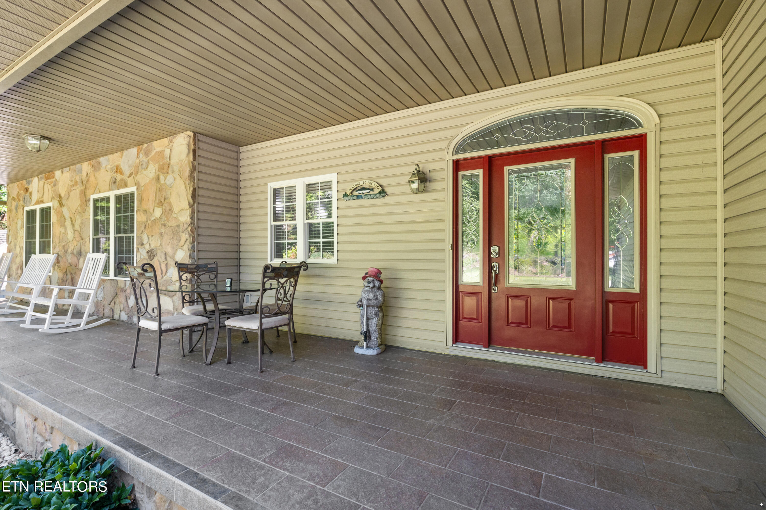 573 E Norris Point Rd, LaFollette