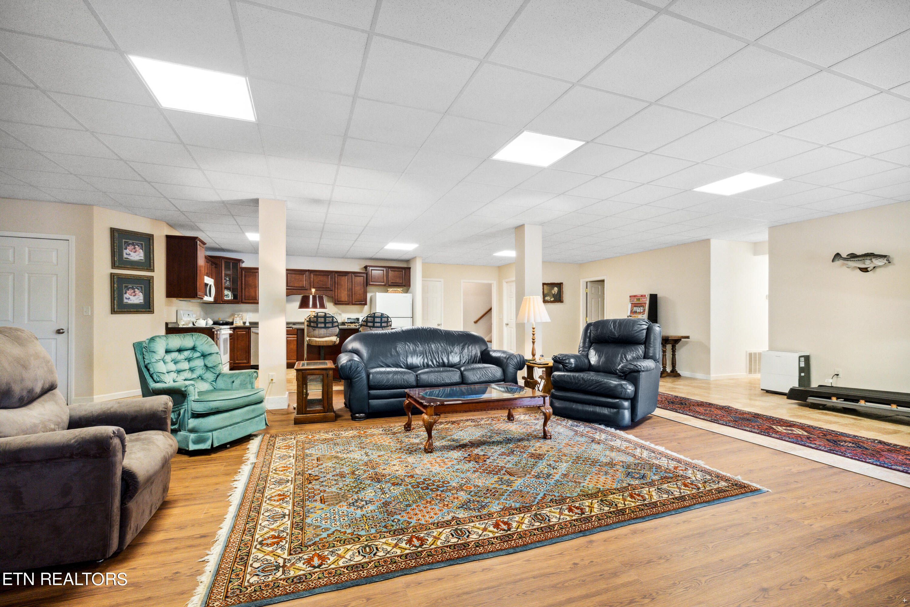 573 E Norris Point Rd, LaFollette