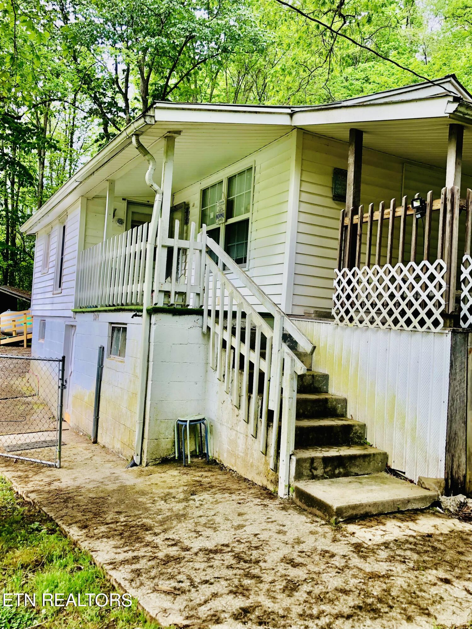 5044 Highway 25, LaFollette