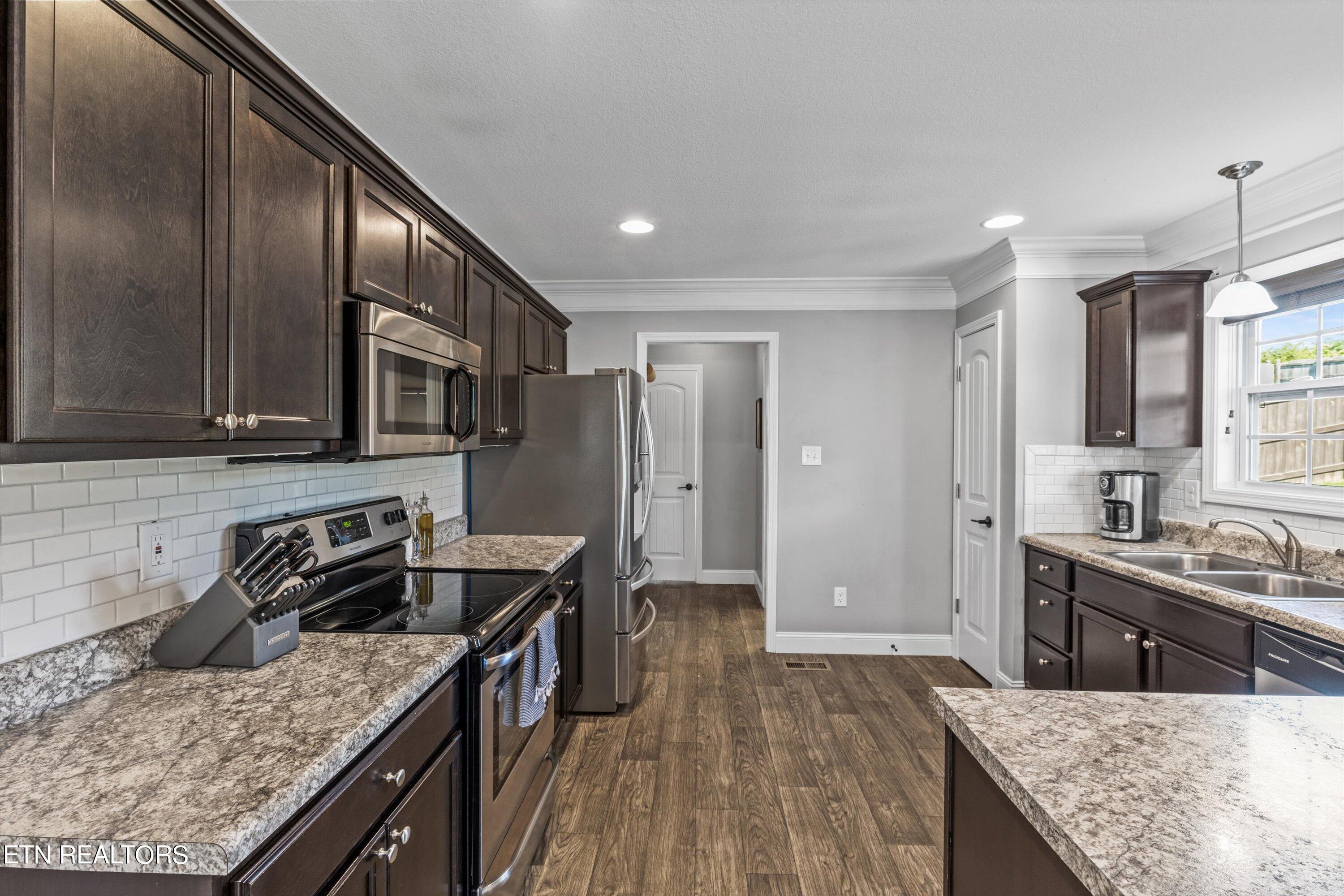 1815 Point Wood Drive