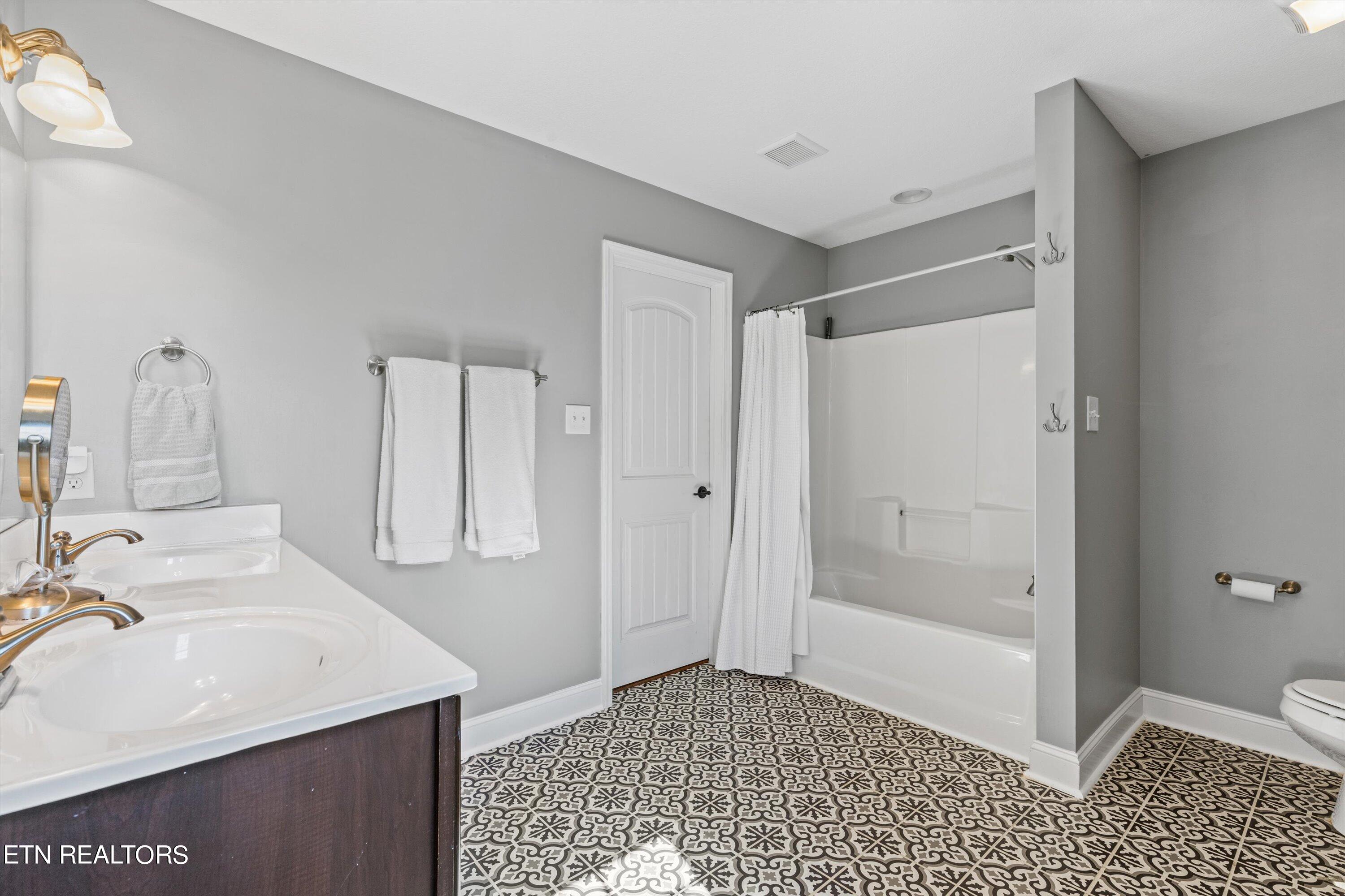 1815 Point Wood Drive