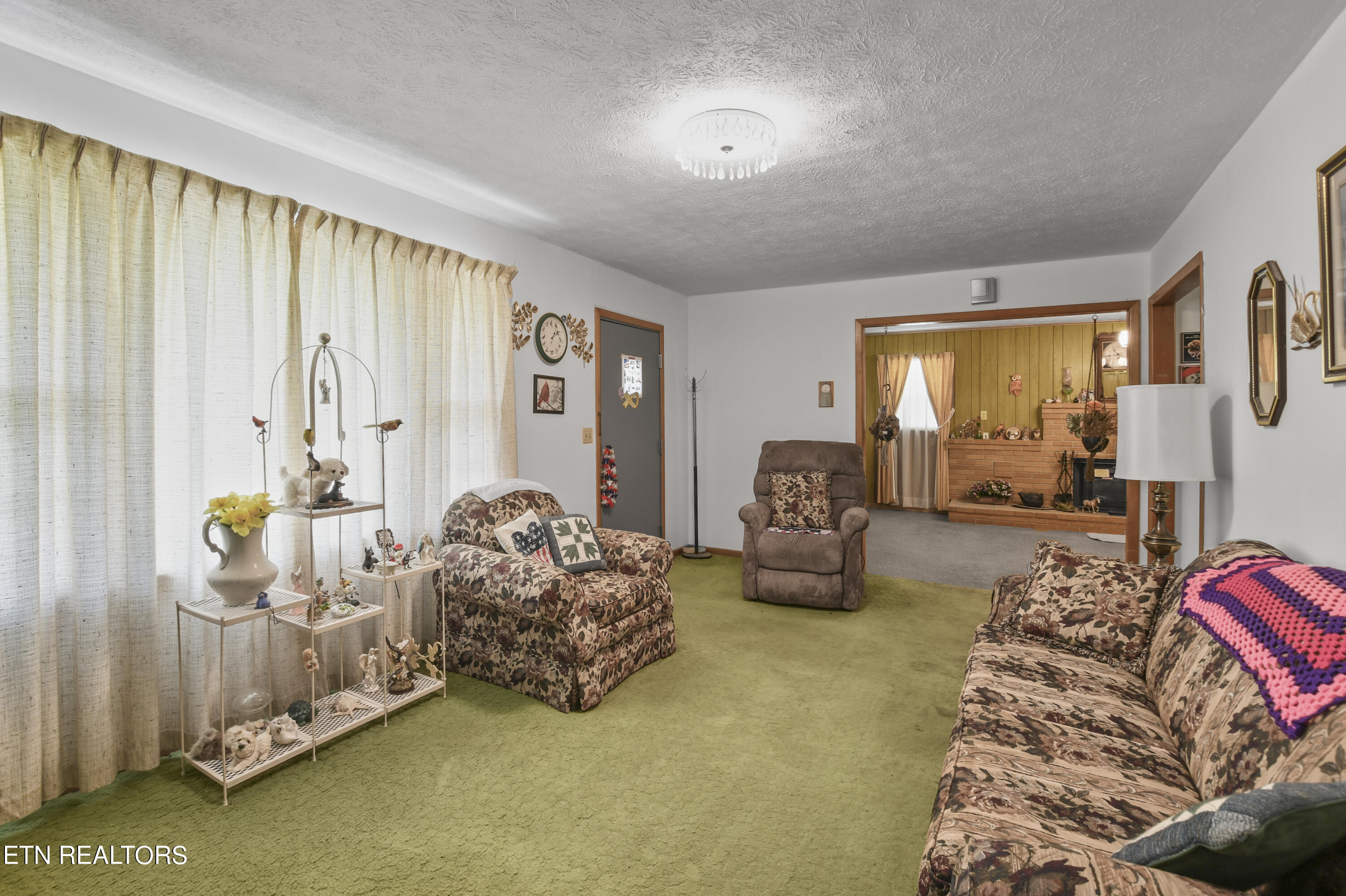 412 Wildwood Circle, LaFollette