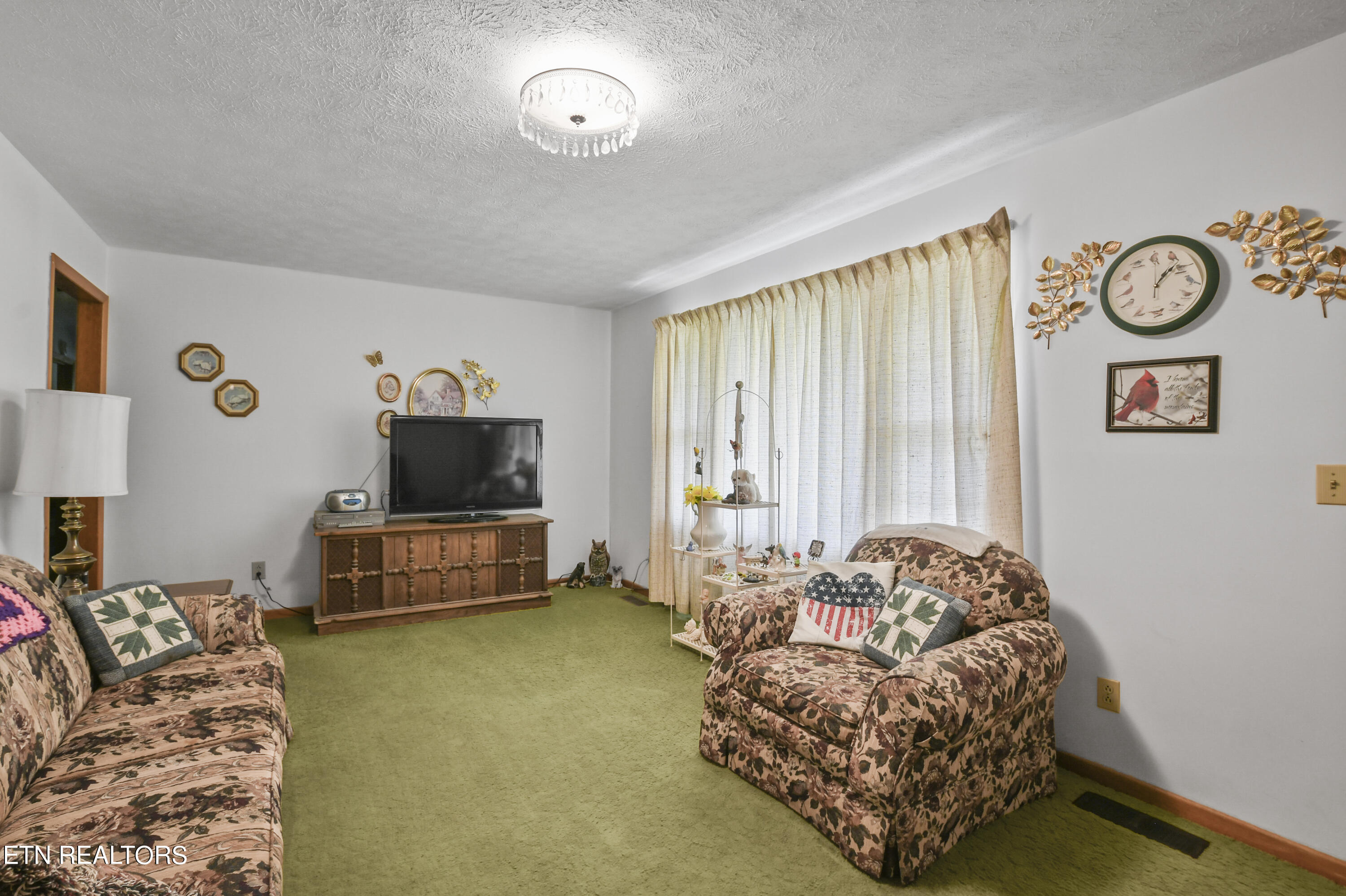 412 Wildwood Circle, LaFollette