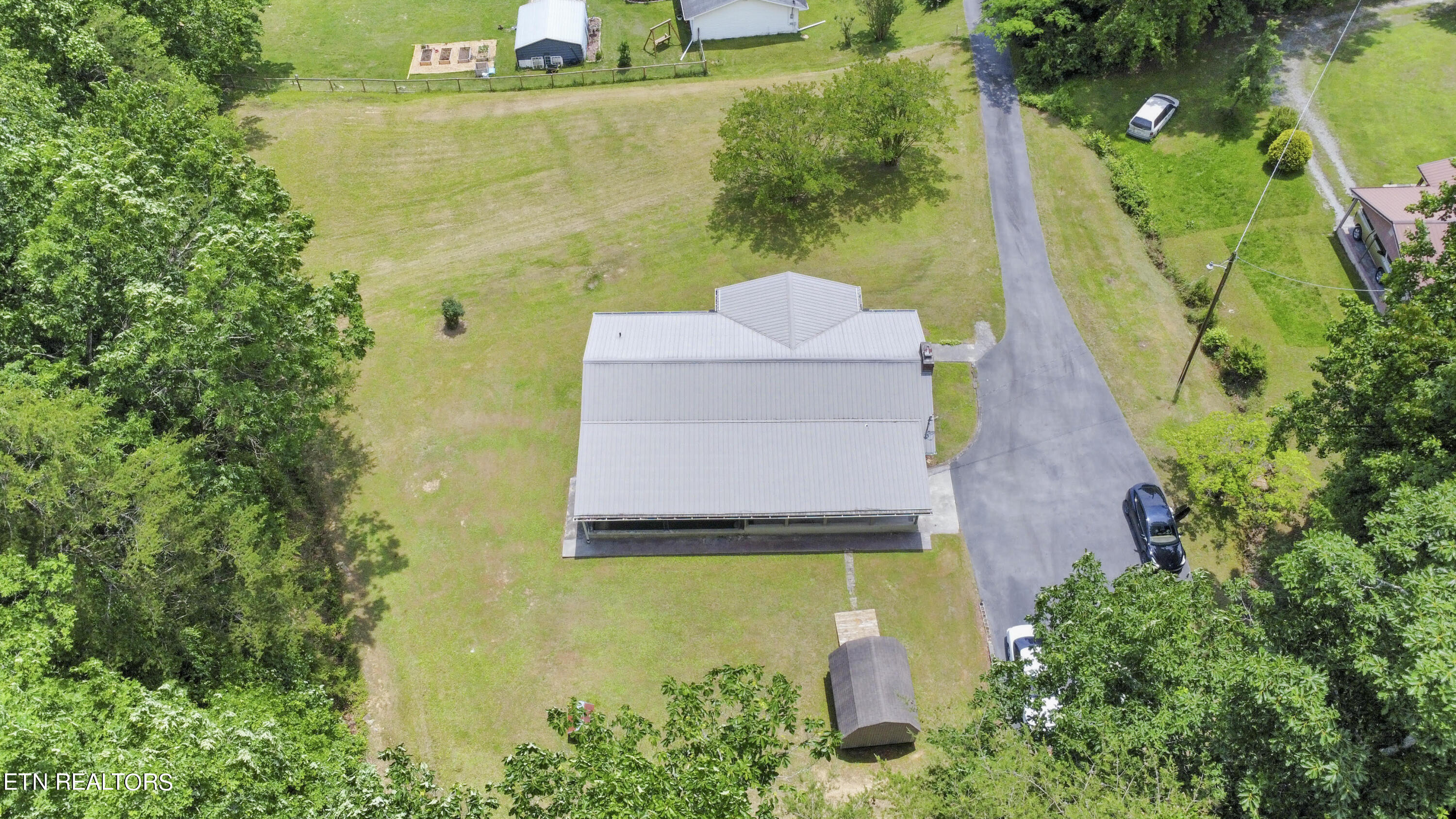 412 Wildwood Circle, LaFollette