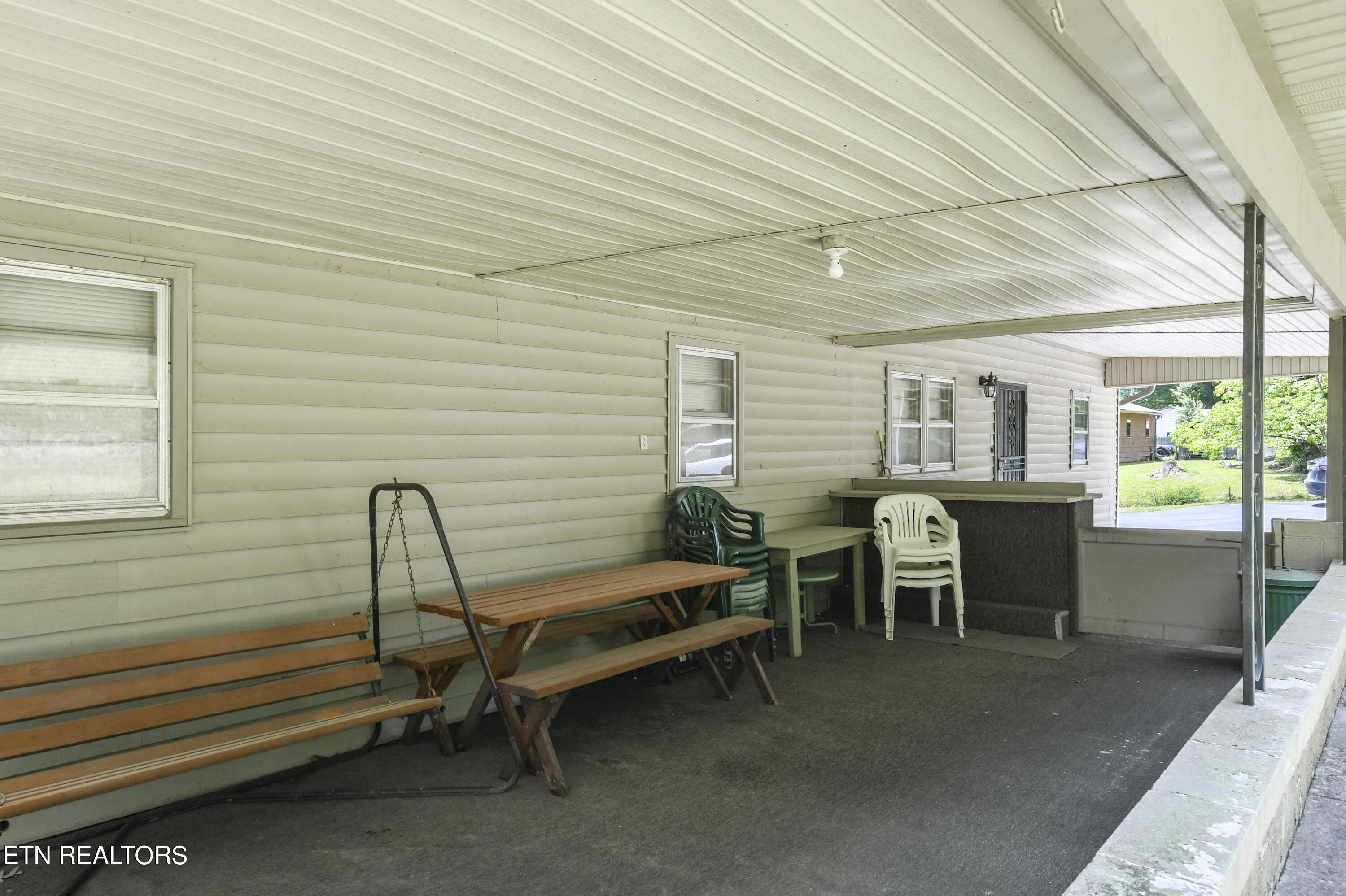 412 Wildwood Circle, LaFollette