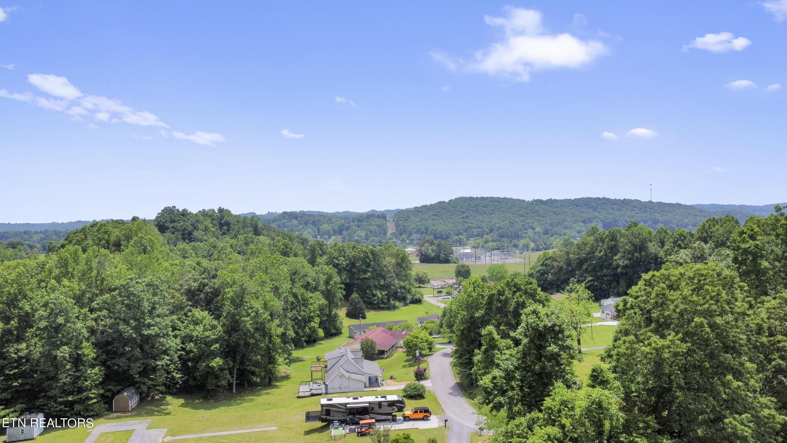 412 Wildwood Circle, LaFollette