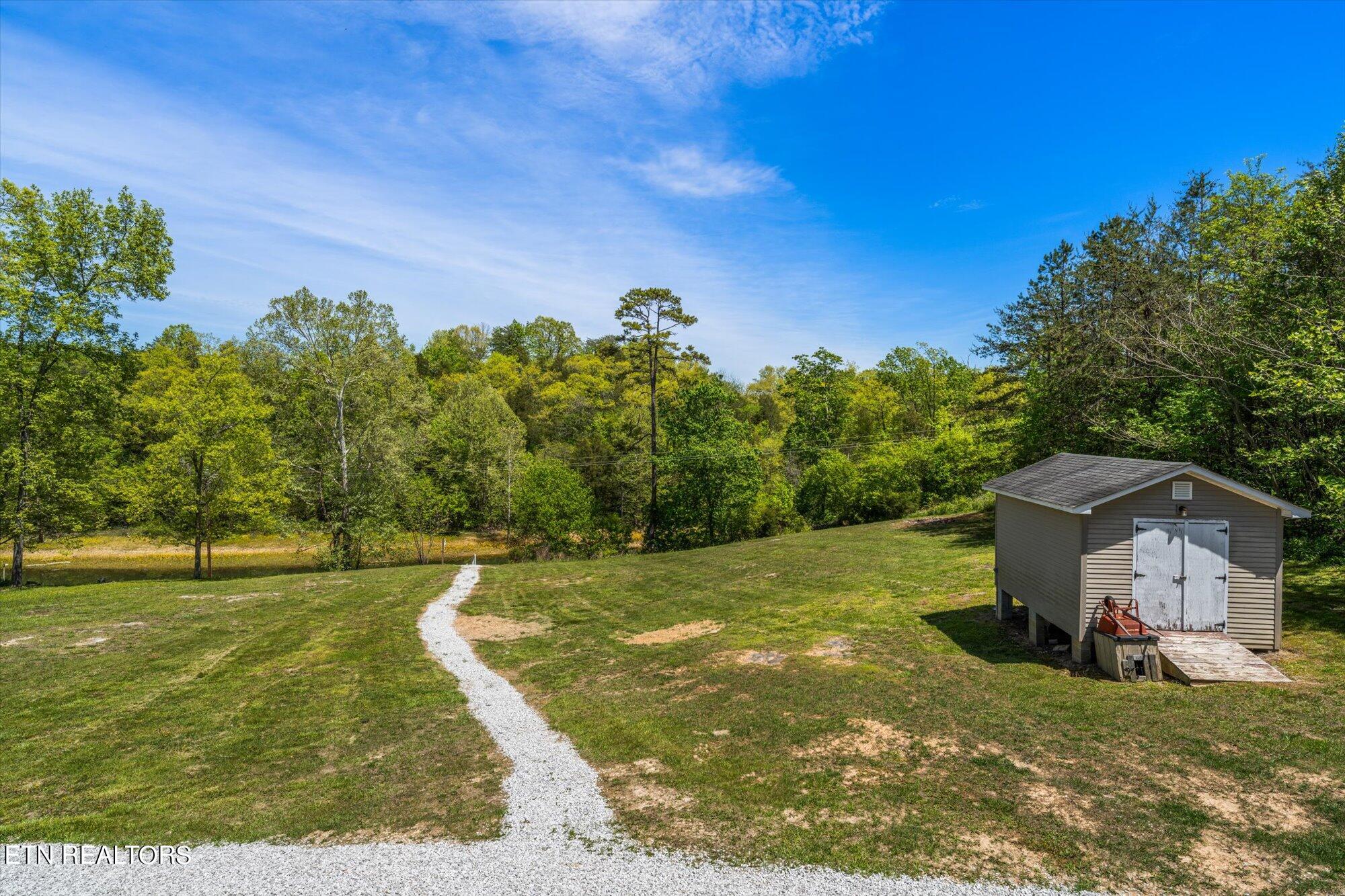 347 Flat Hollow Rd