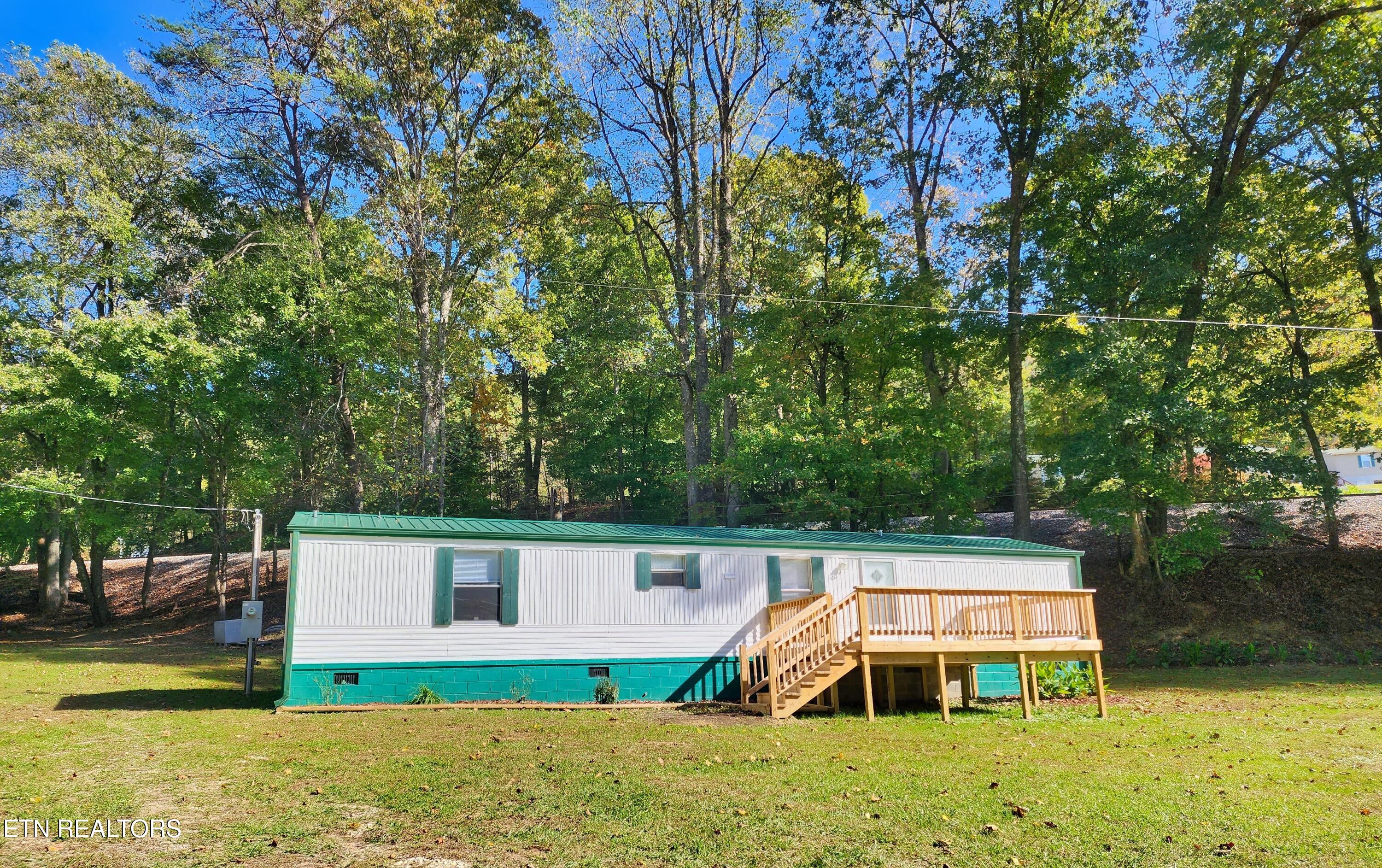 222 Kenwood Lane, LaFollette