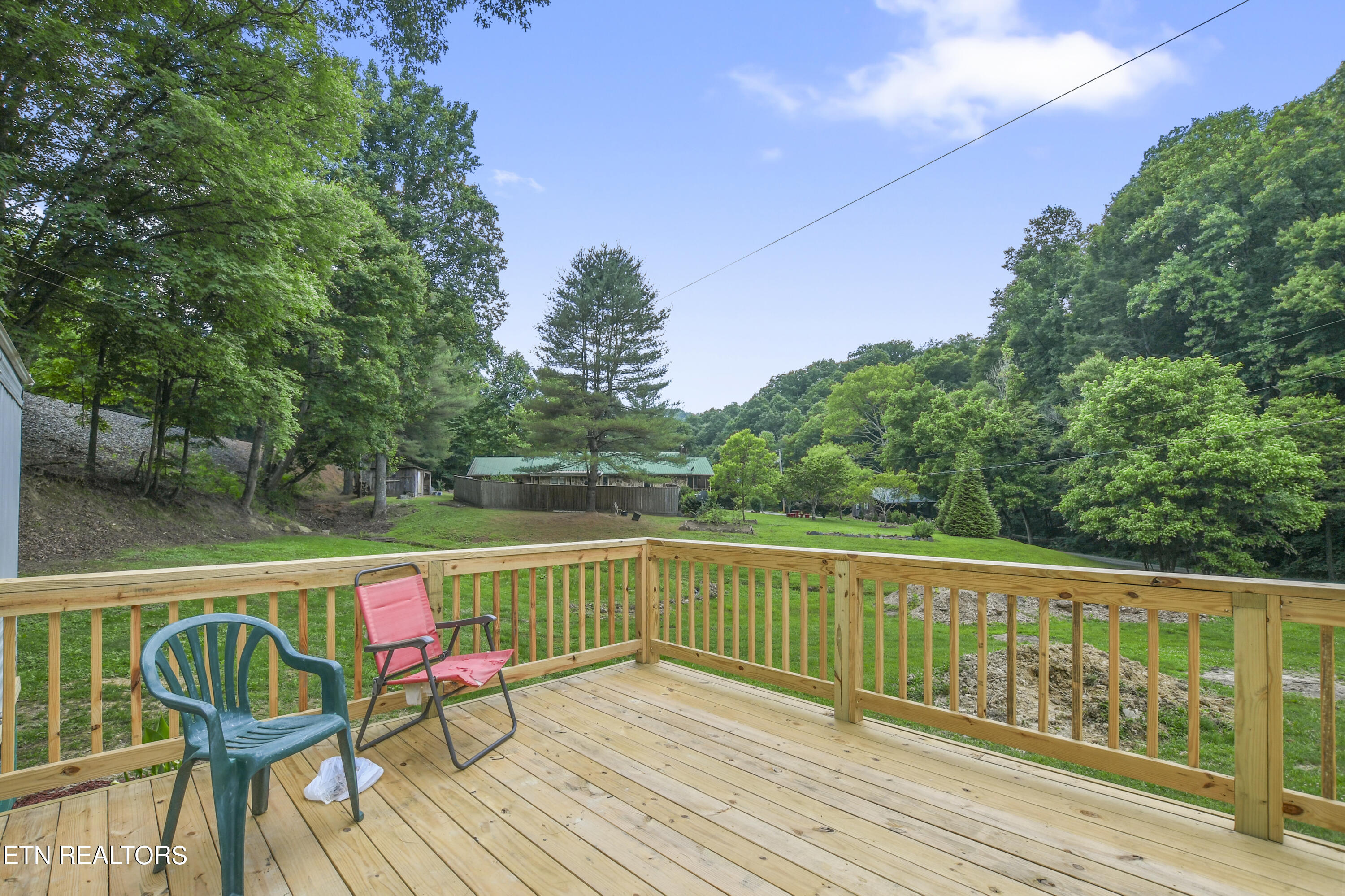 222 Kenwood Lane, LaFollette