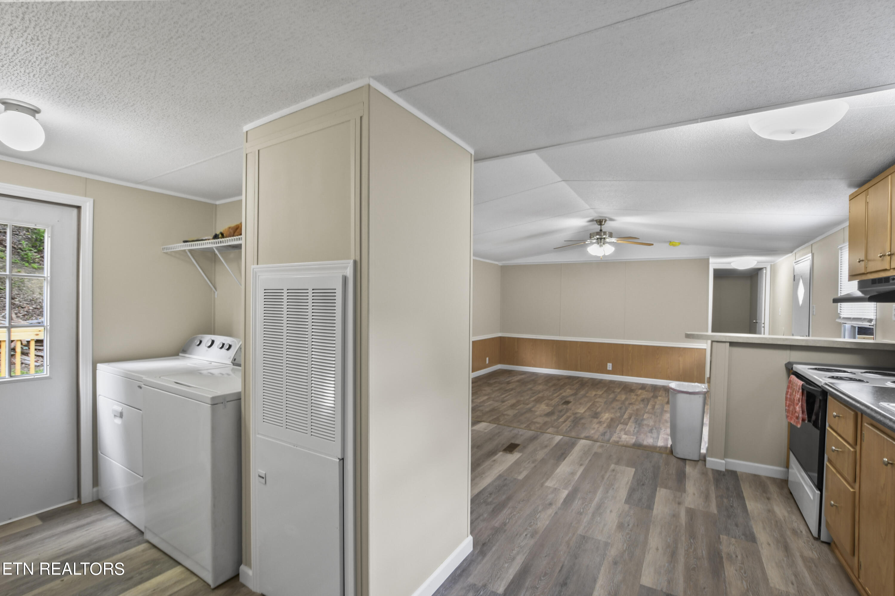 222 Kenwood Lane, LaFollette