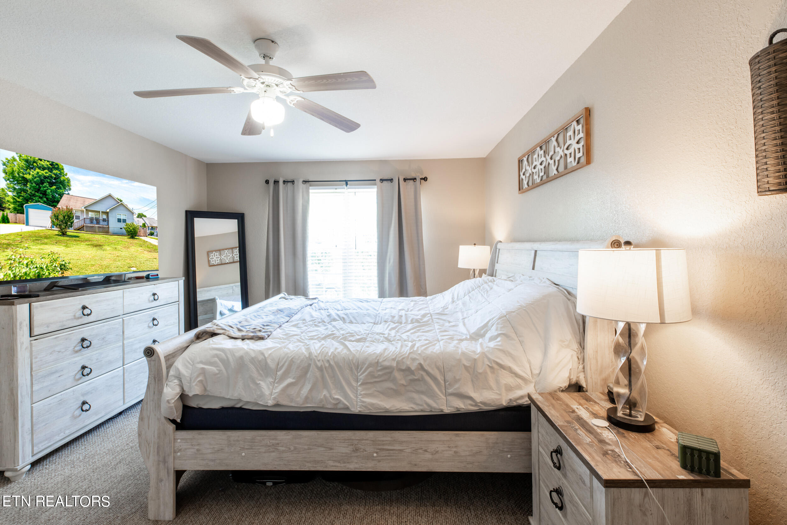 210 Sandy Circle, LaFollette