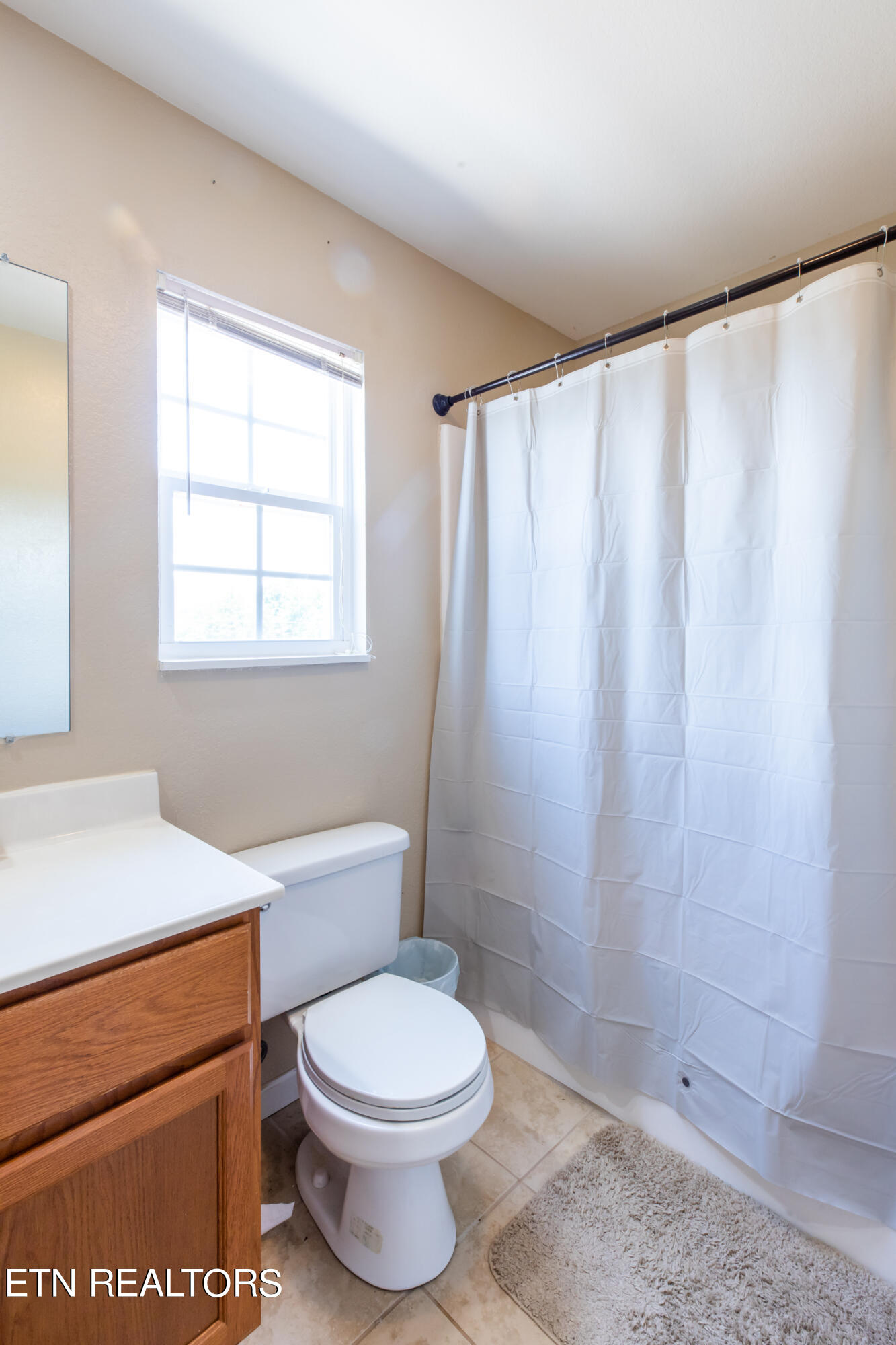 210 Sandy Circle, LaFollette