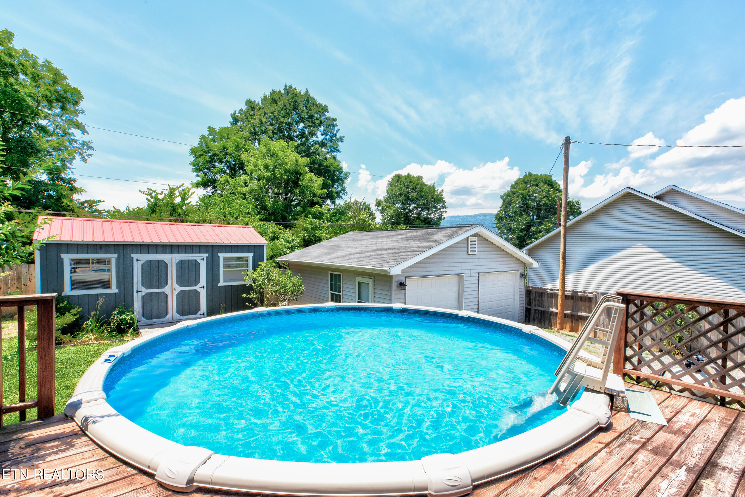 210 Sandy Circle, LaFollette