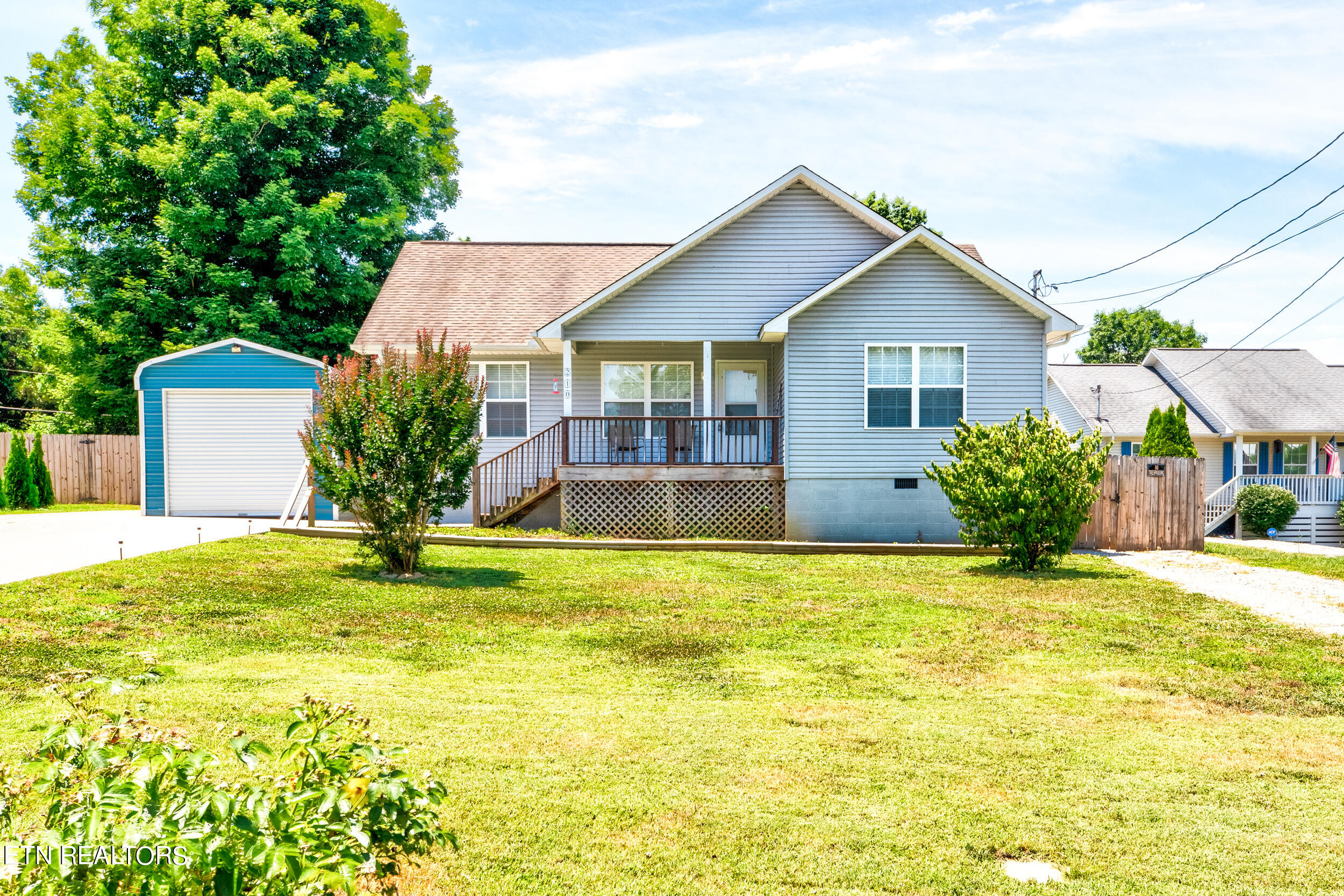 210 Sandy Circle, LaFollette