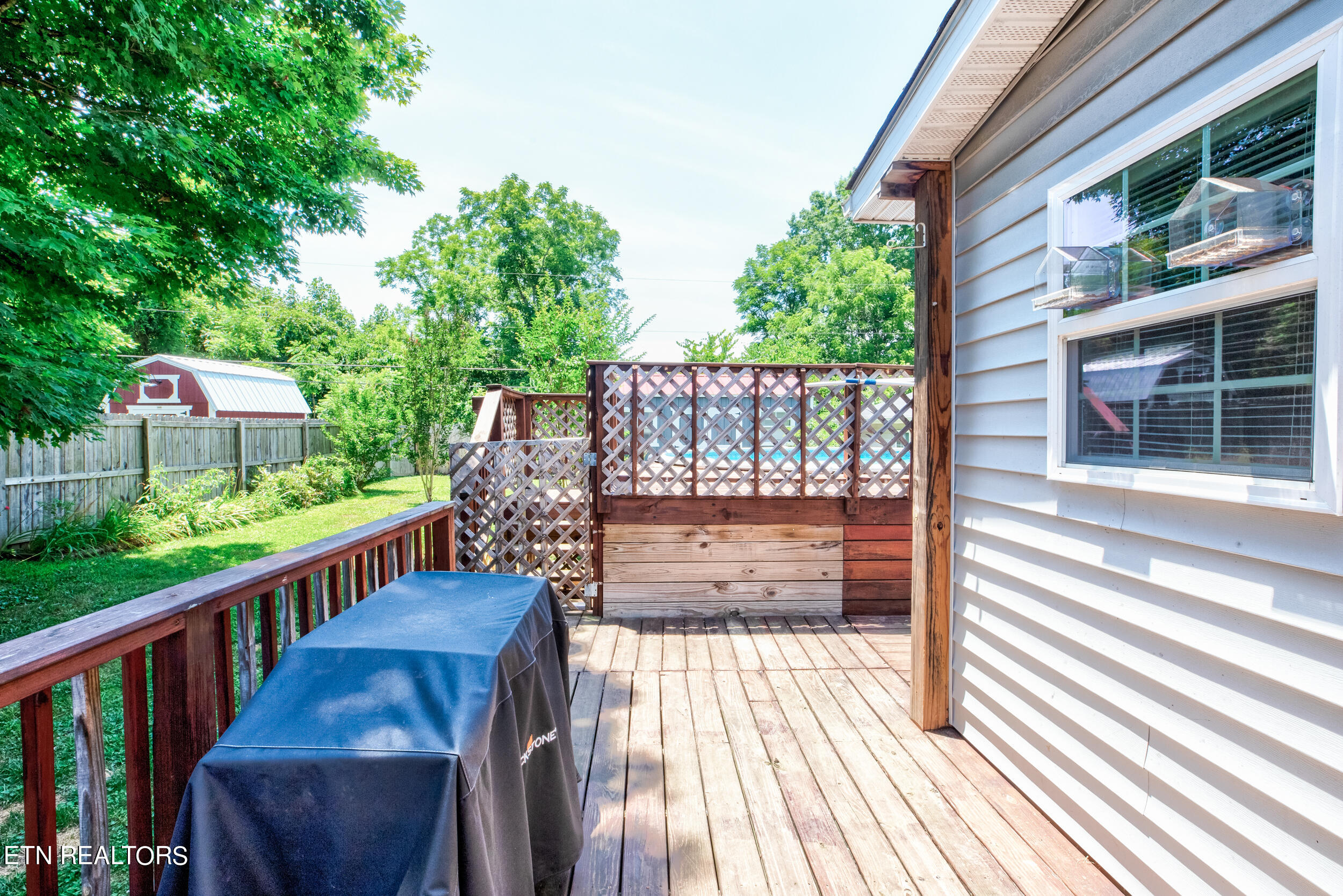 210 Sandy Circle, LaFollette