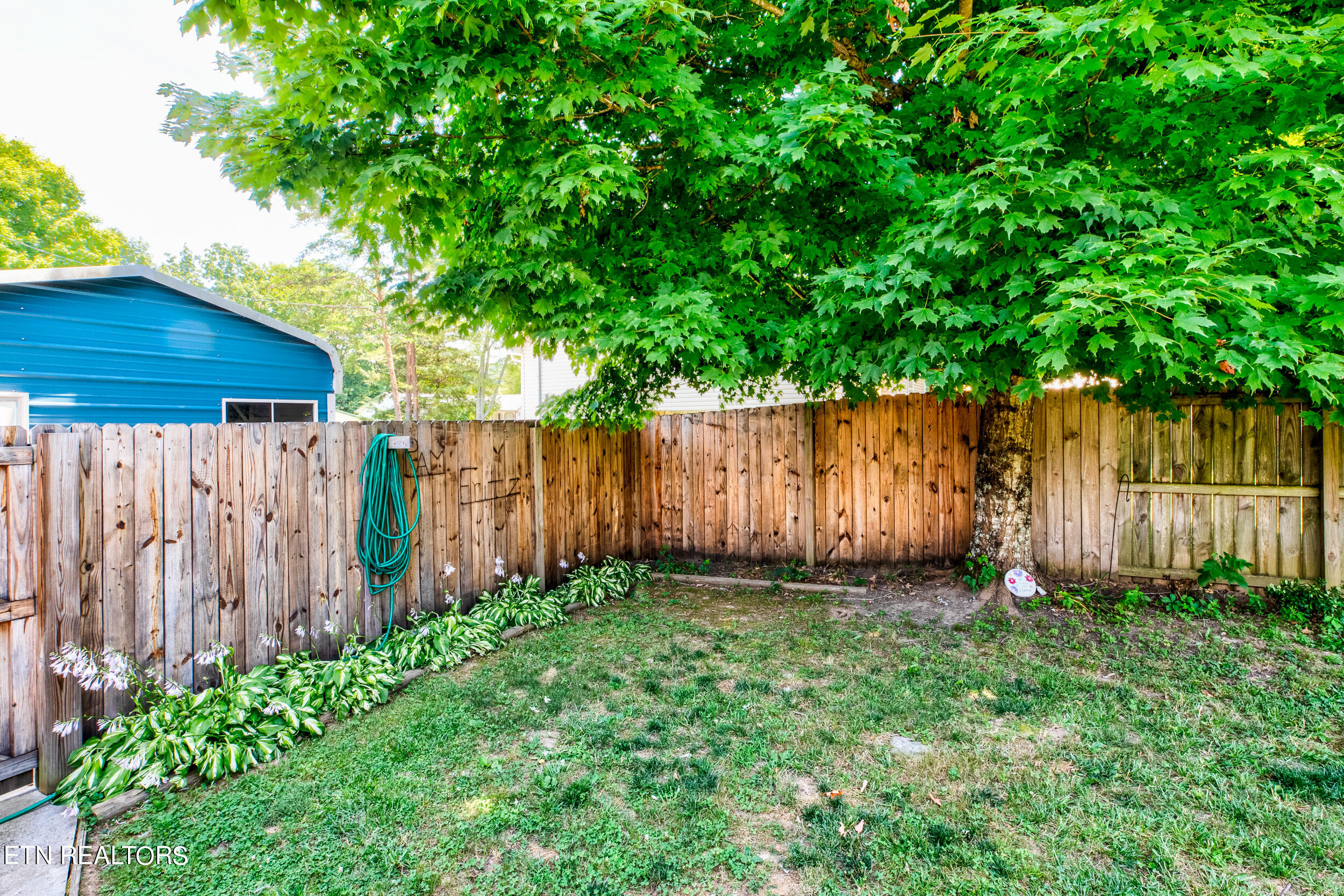 210 Sandy Circle, LaFollette