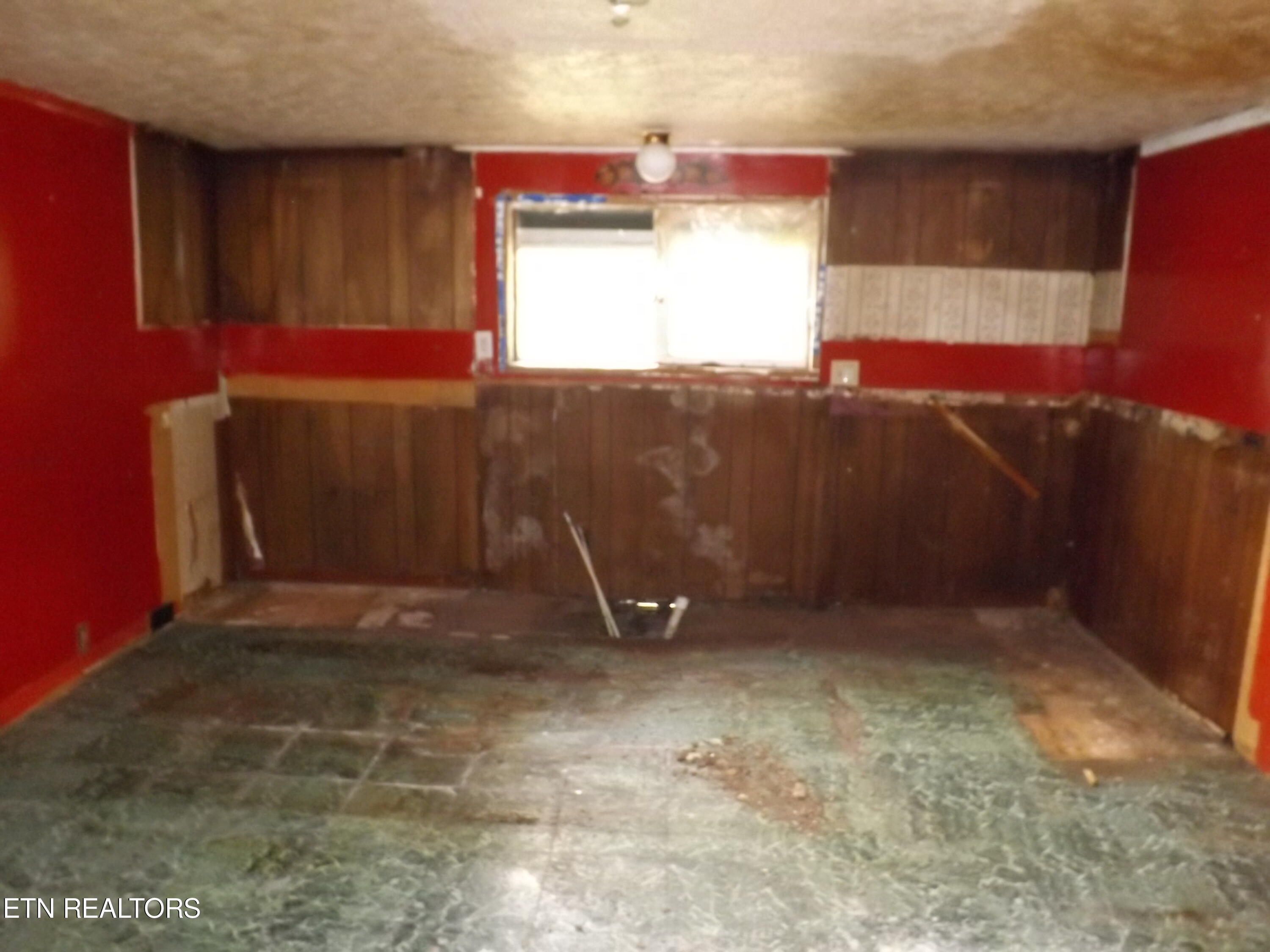 311 S CUMBERLAND Ave, LaFollette