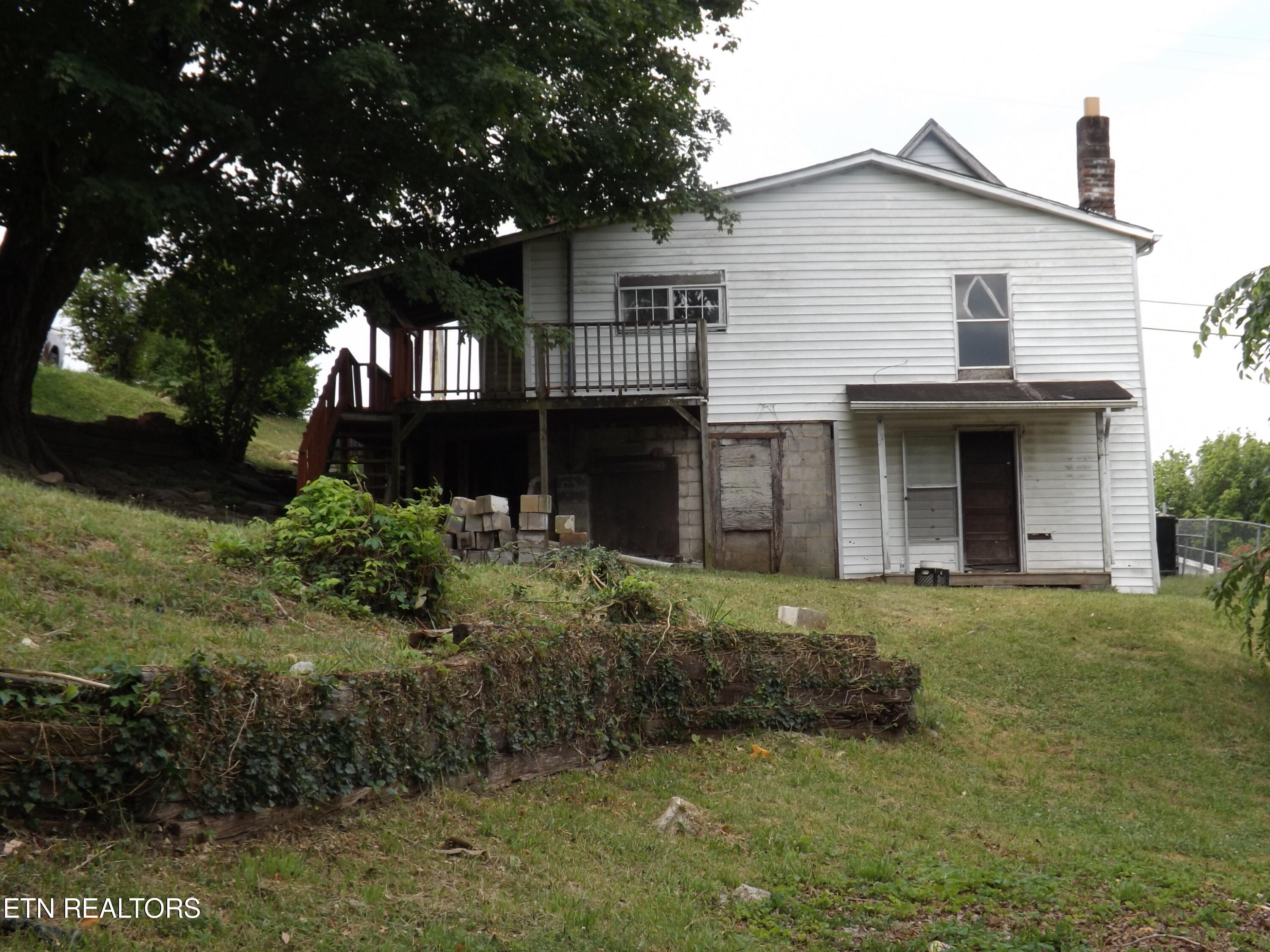 311 S CUMBERLAND Ave, LaFollette