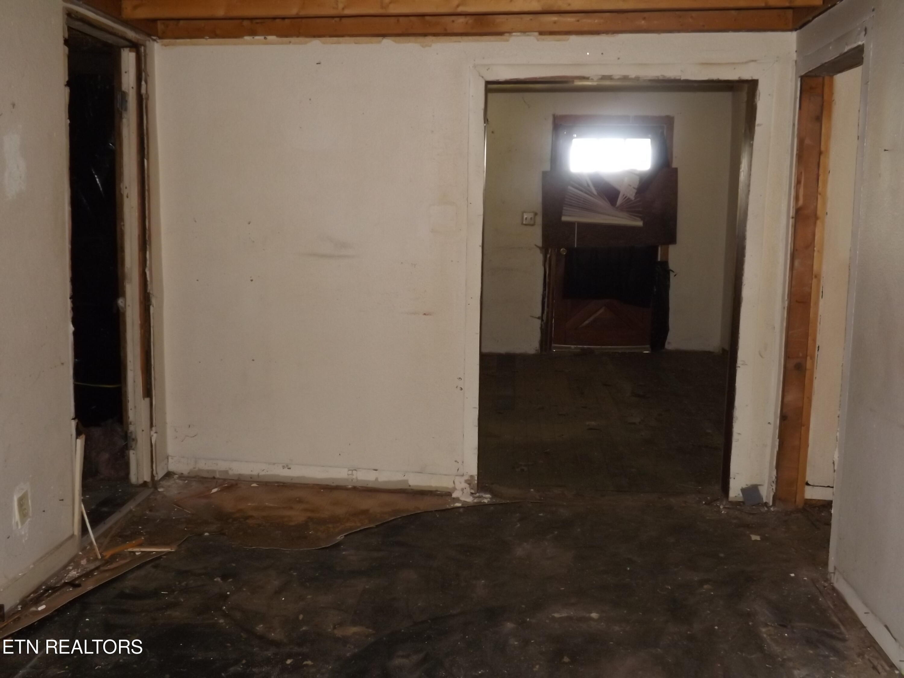 311 S CUMBERLAND Ave, LaFollette