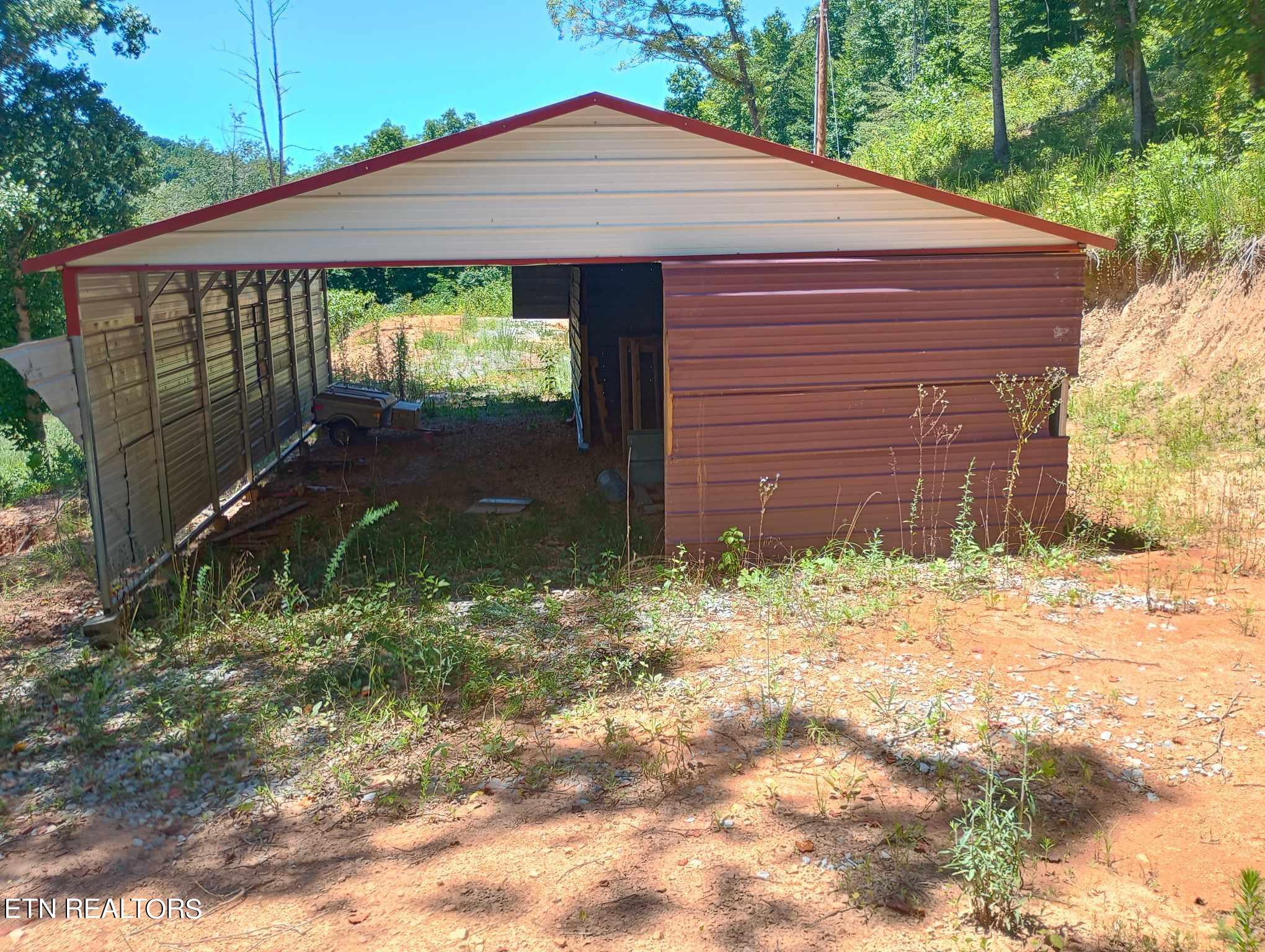 1037 Little Valley Rd