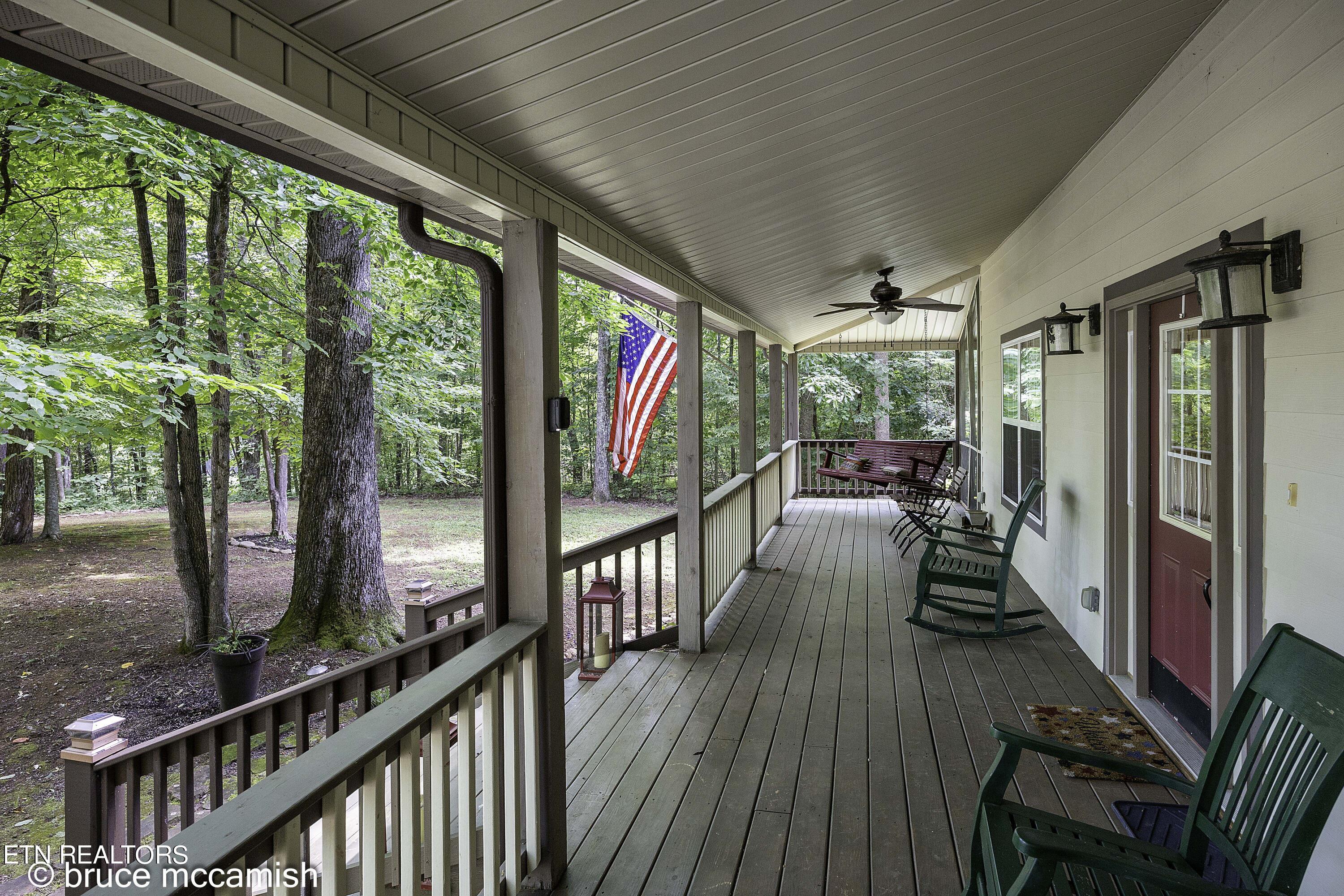 536 E Norris Point Rd, LaFollette