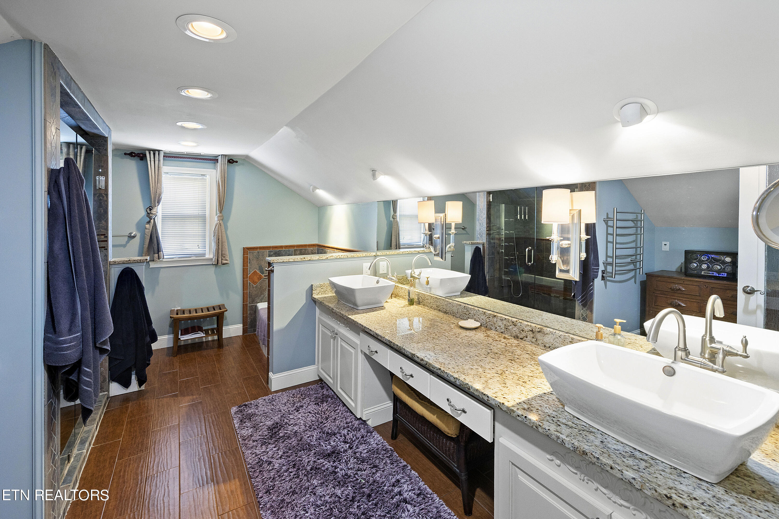 704 Claiborne Rd, LaFollette