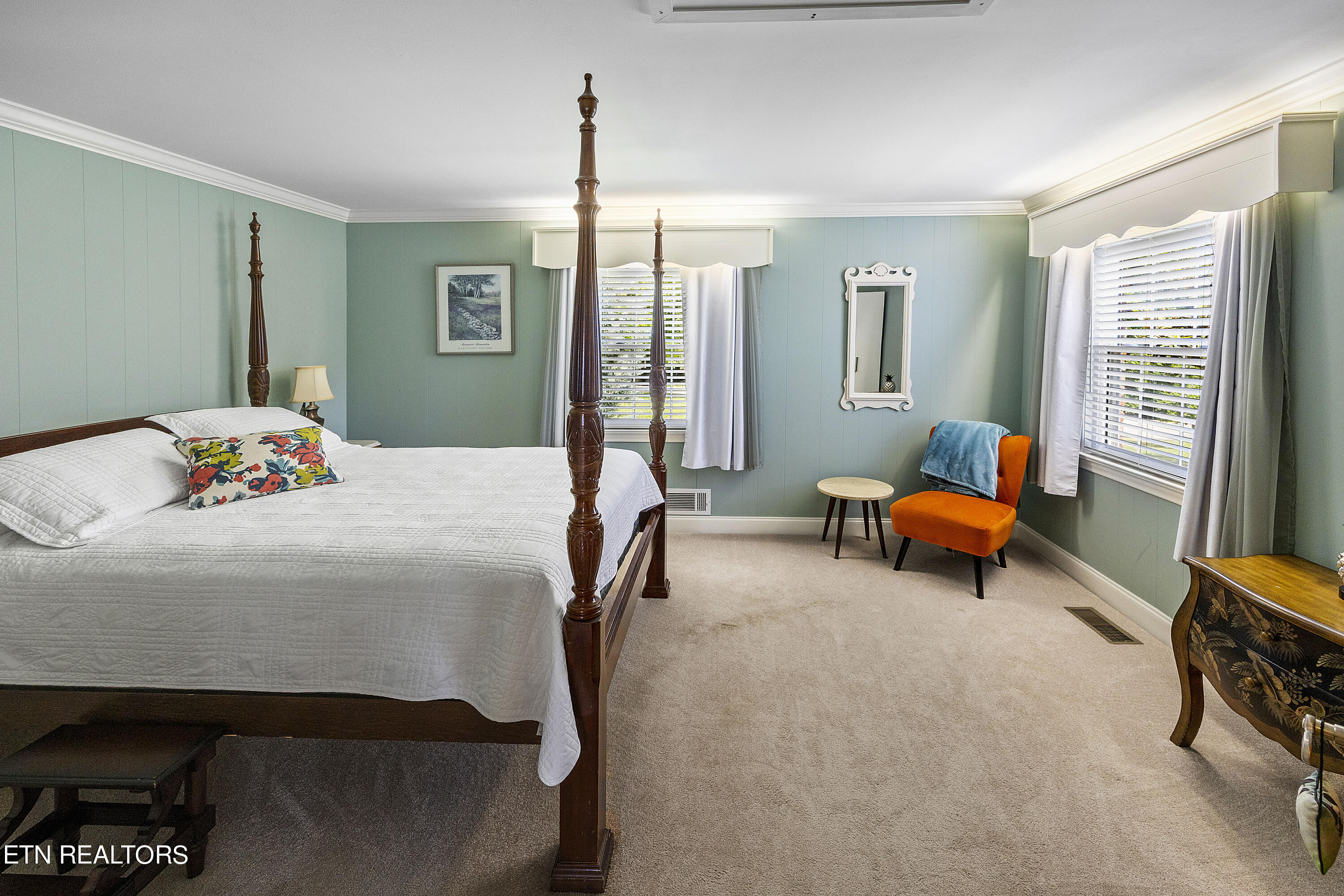 704 Claiborne Rd, LaFollette