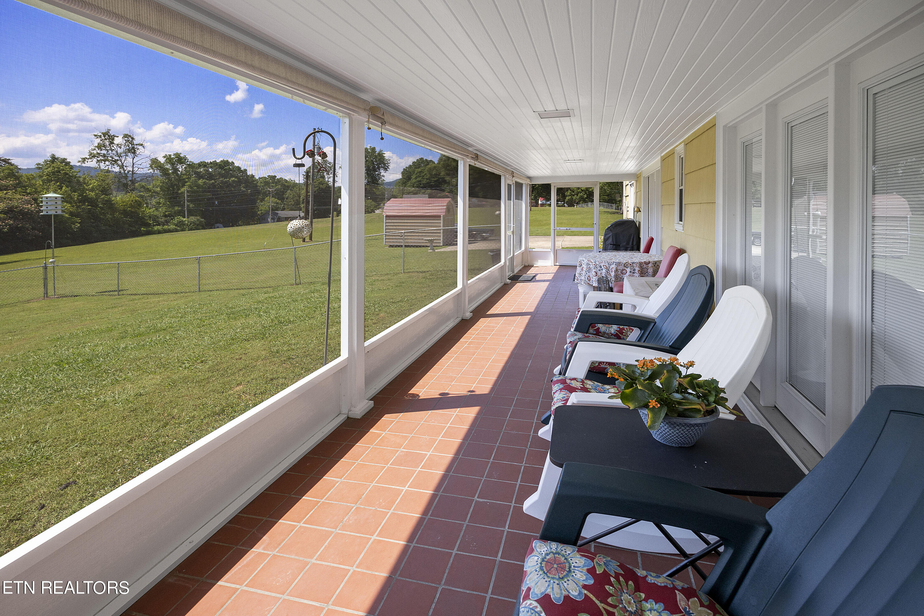 704 Claiborne Rd, LaFollette