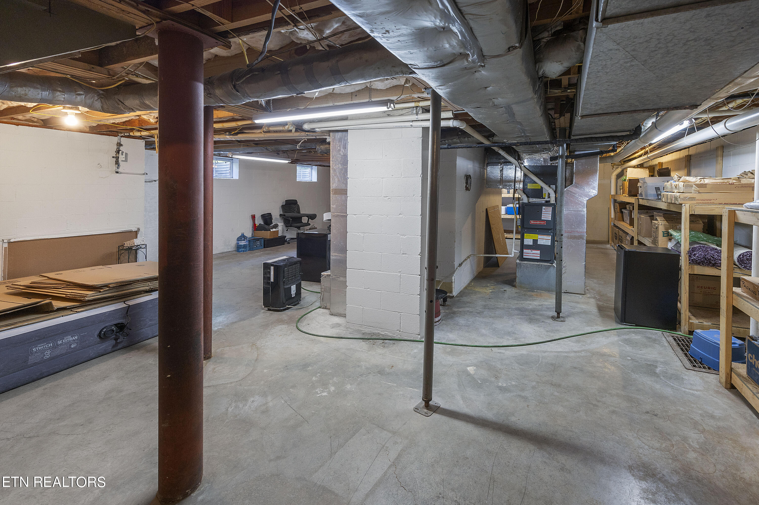 704 Claiborne Rd, LaFollette