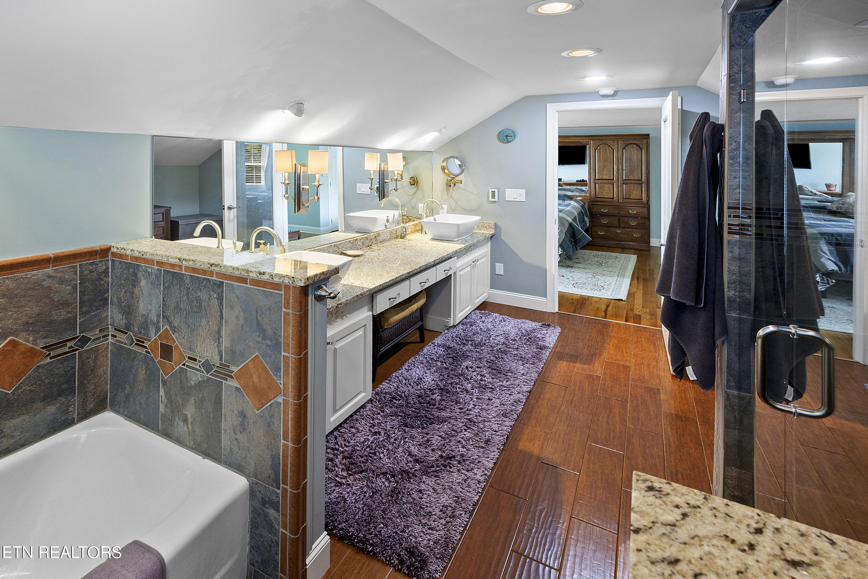 704 Claiborne Rd, LaFollette