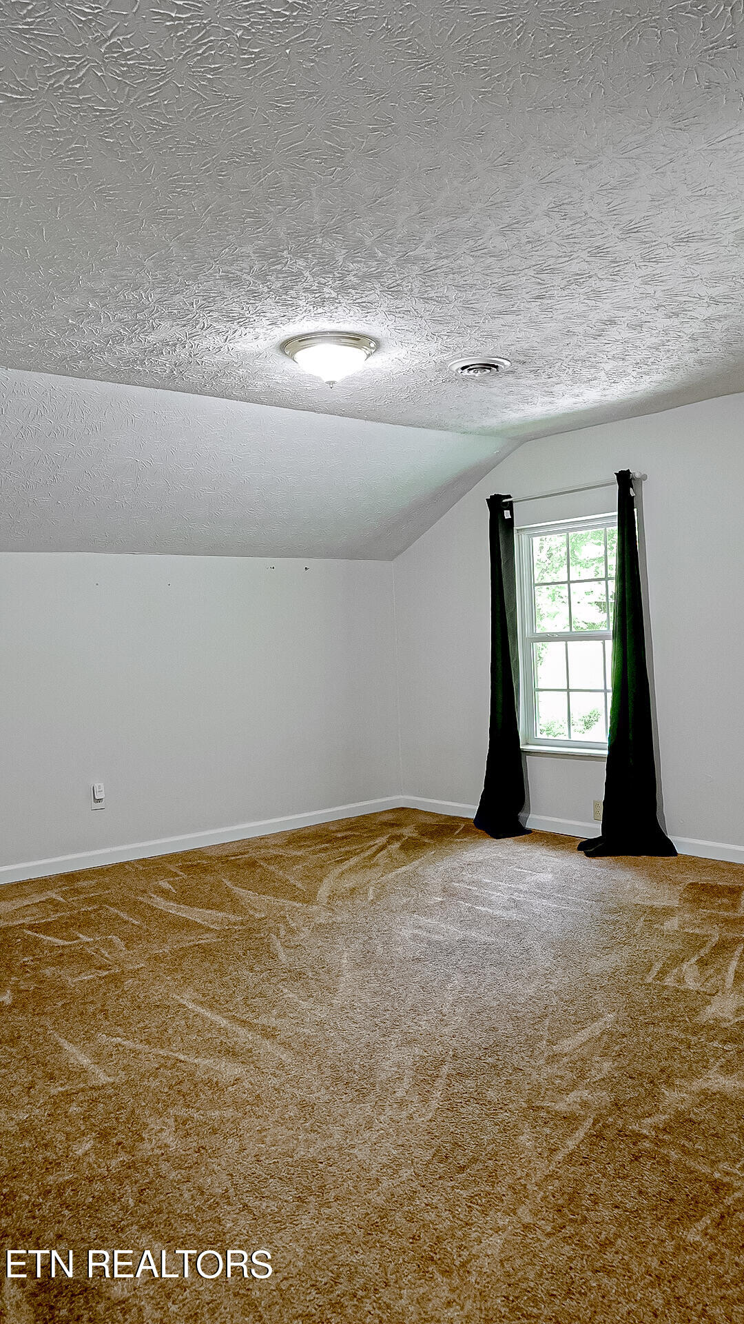 9315 Andersonville Pike