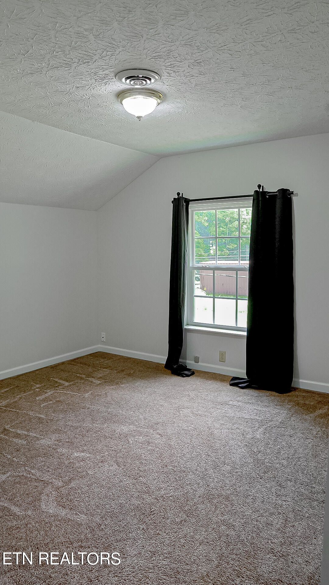 9315 Andersonville Pike