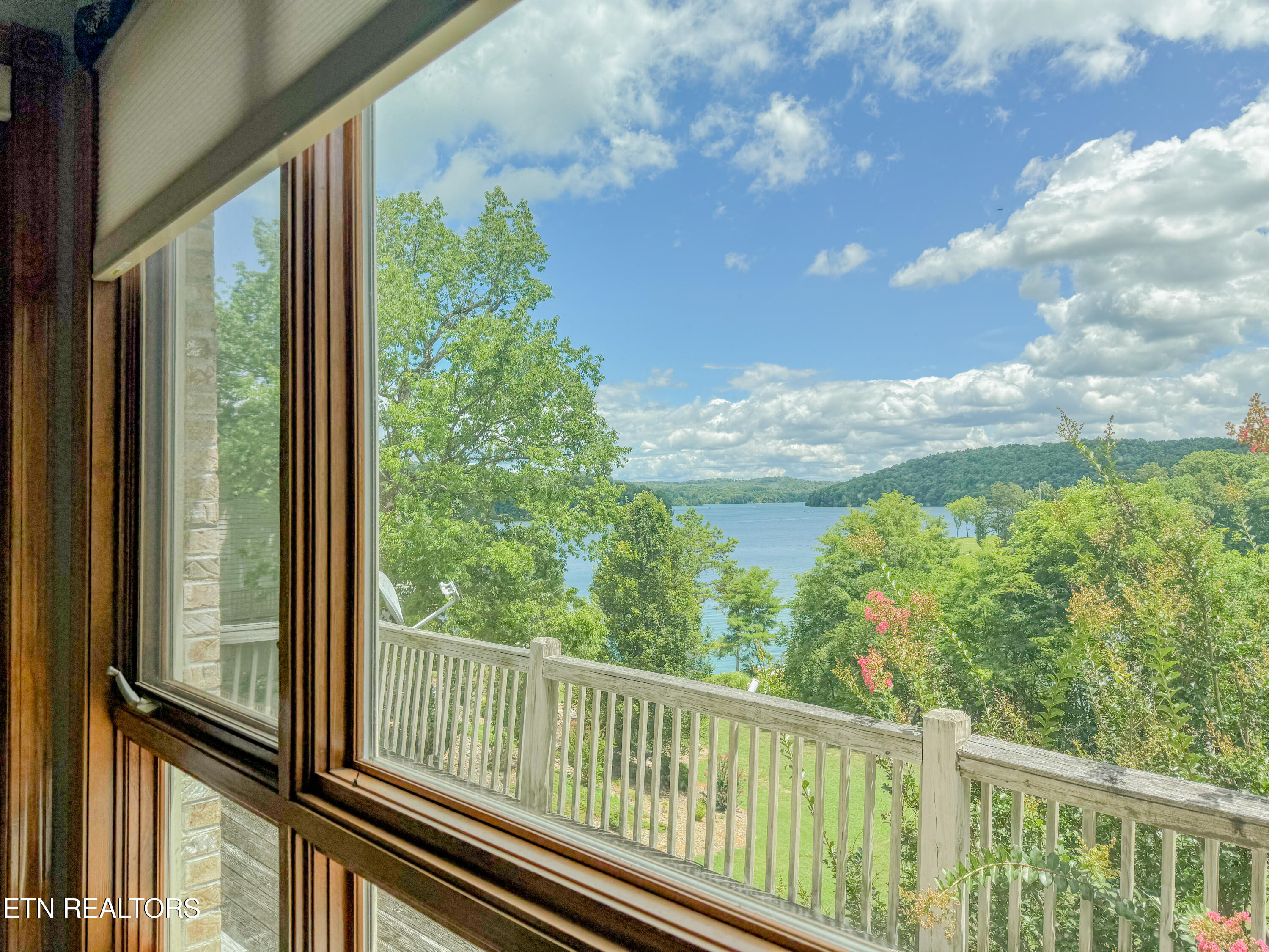 216 Norris Crest Drive, LaFollette