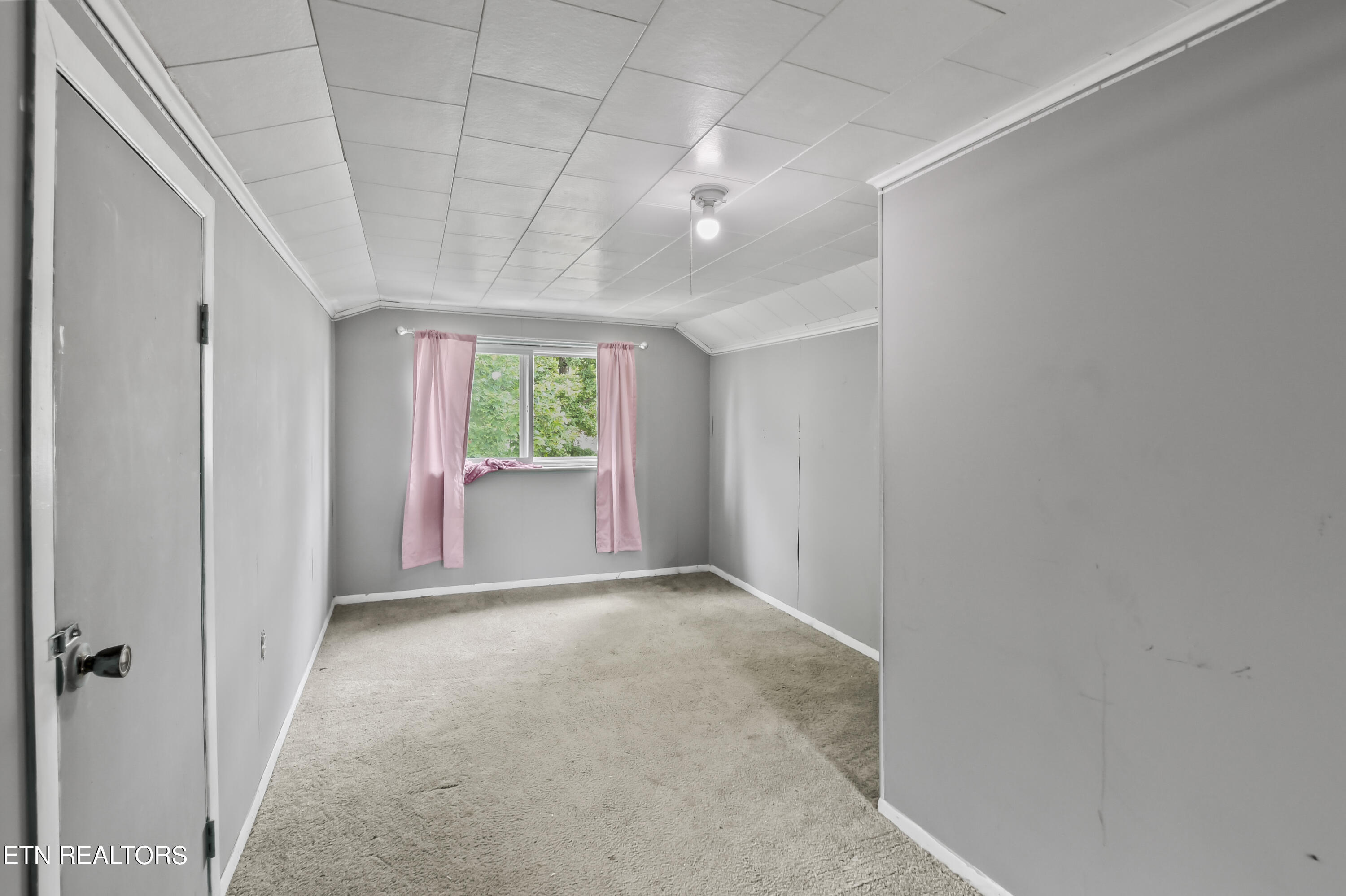 1669 Jeffers Road Rd