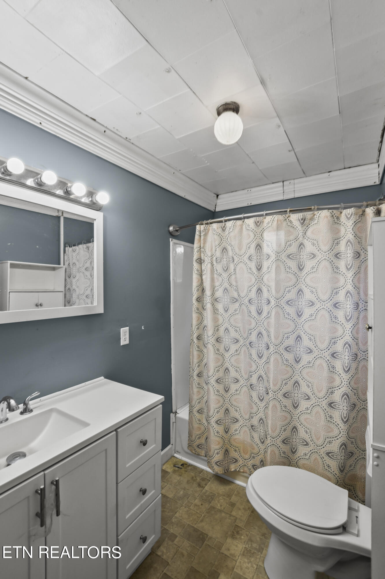 1669 Jeffers Road Rd