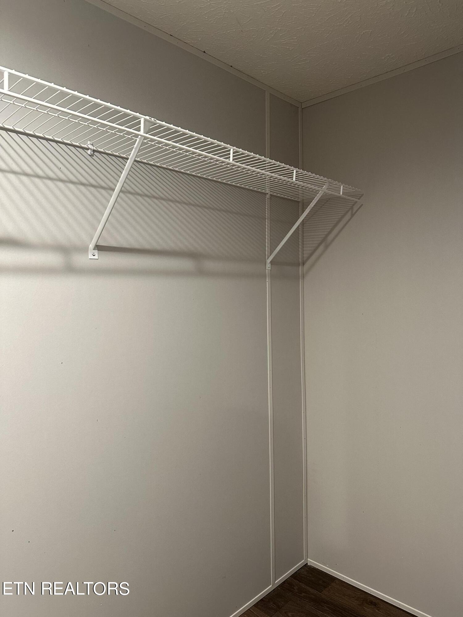 604 E Hemlock St, LaFollette