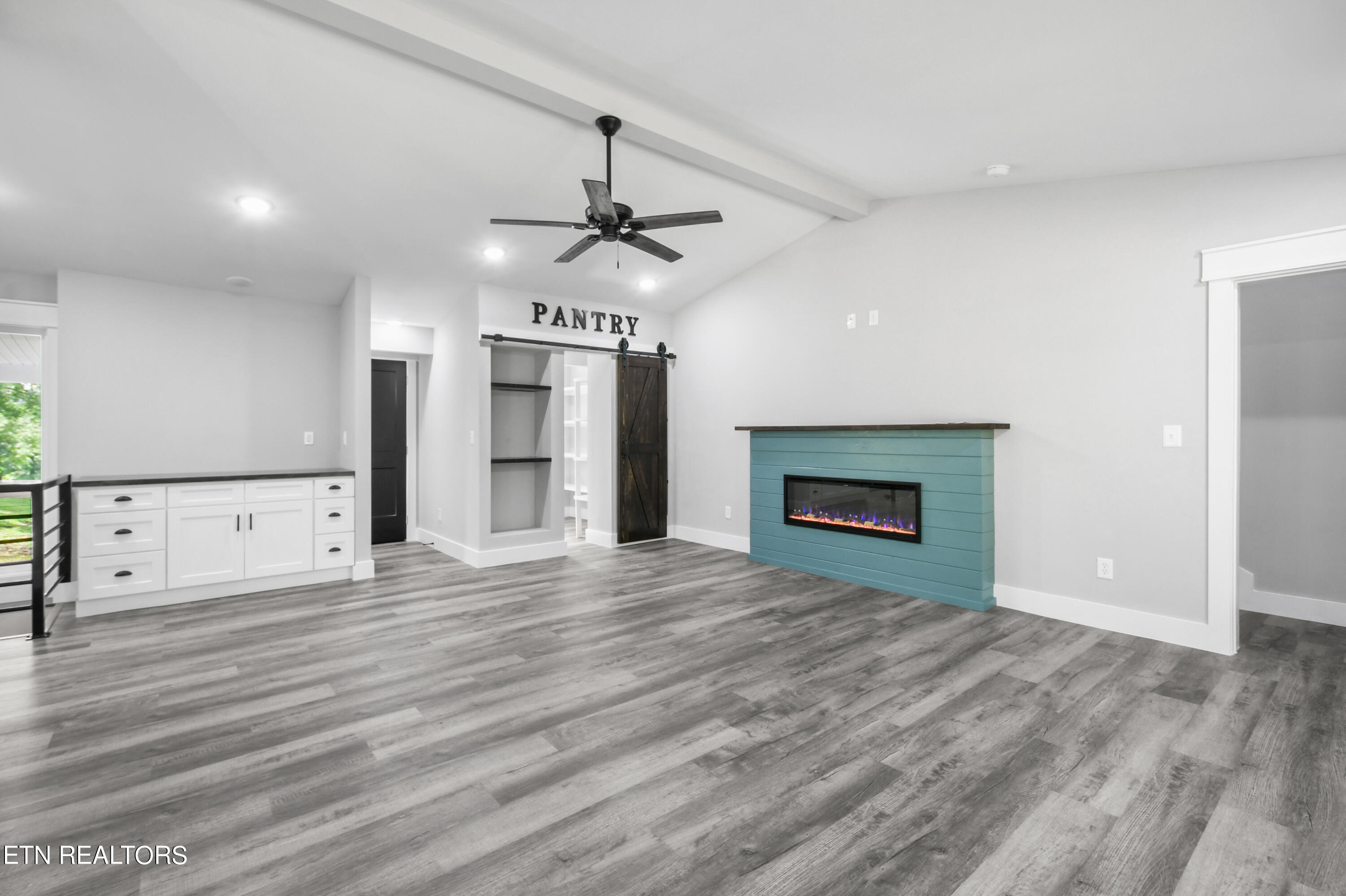 285 Perry Smith Lane