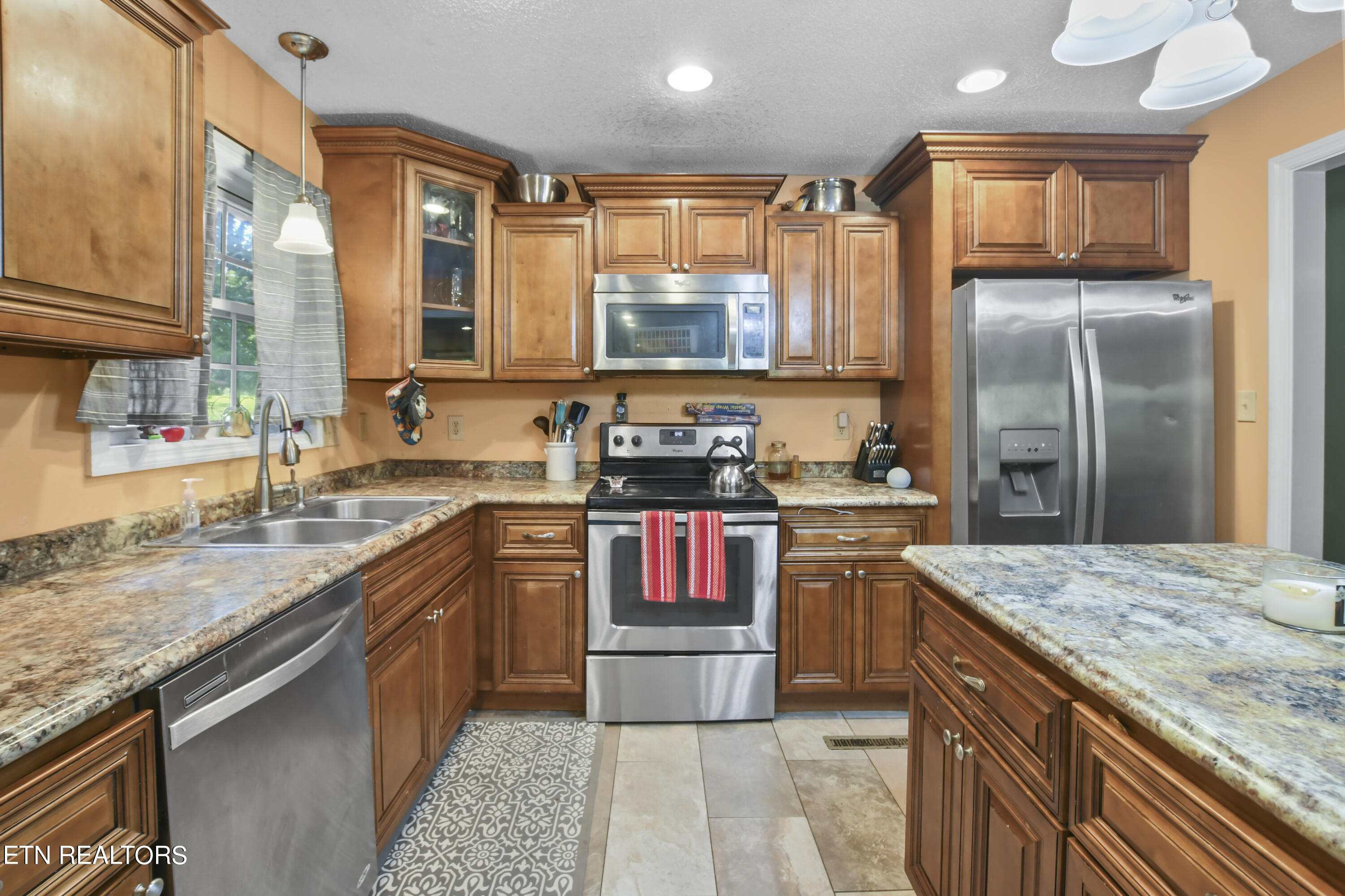 313 Mckinney Rd, LaFollette