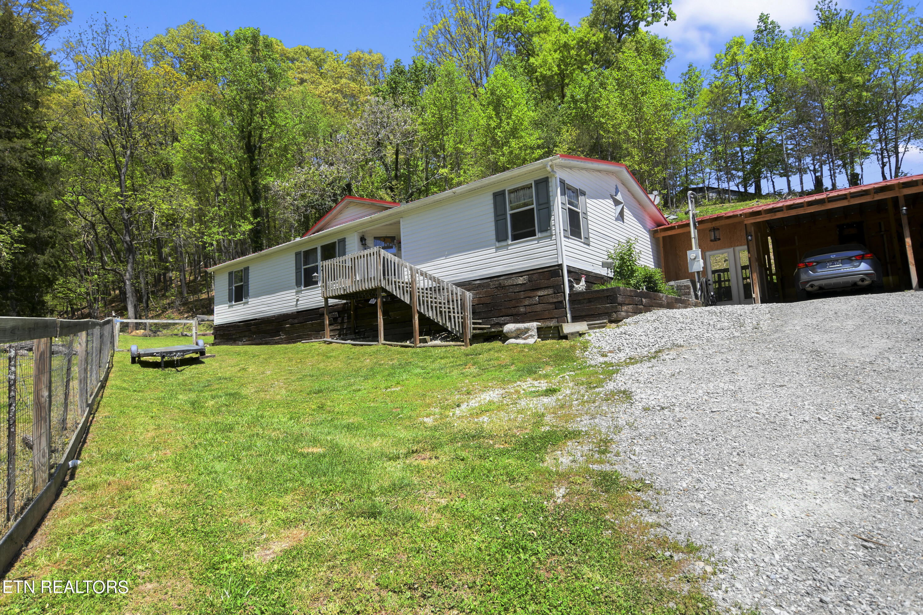 1839 Pleasant Ridge Rd, LaFollette