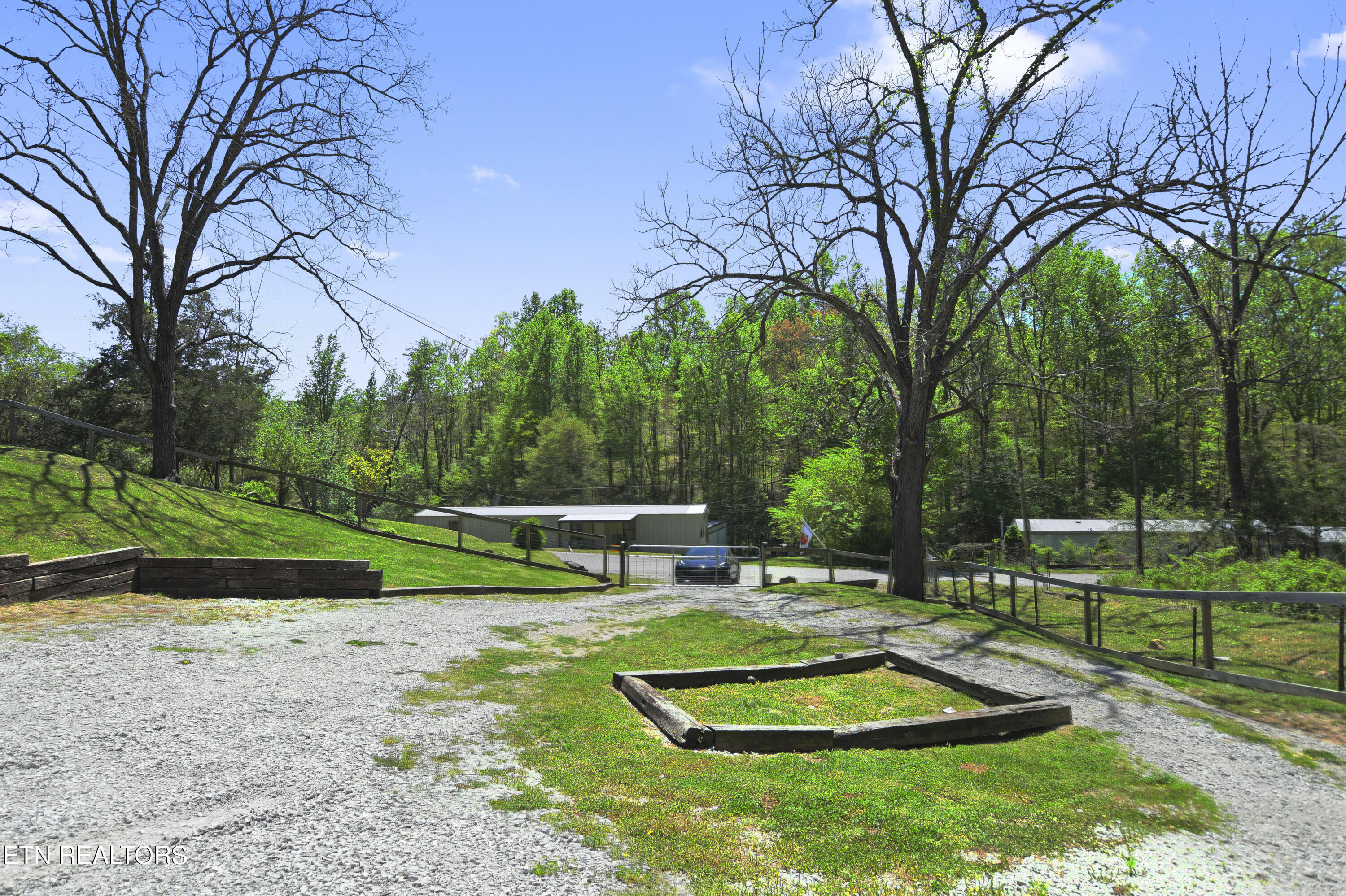 1839 Pleasant Ridge Rd, LaFollette