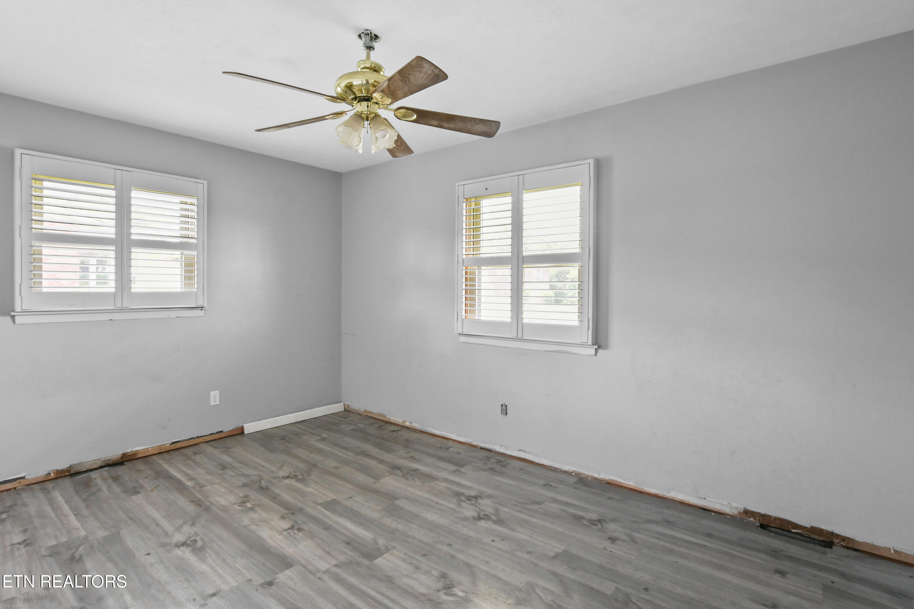 119 Colonial Heights, LaFollette