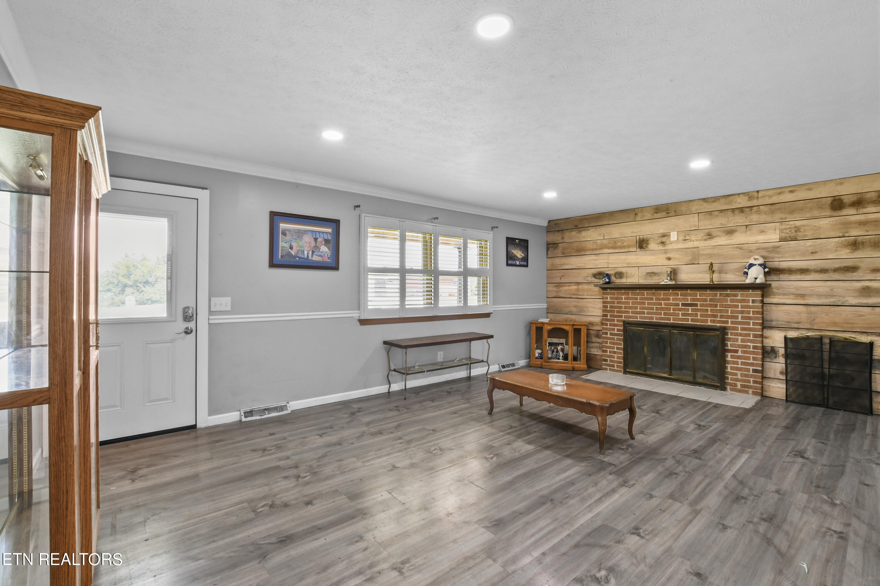 119 Colonial Heights, LaFollette