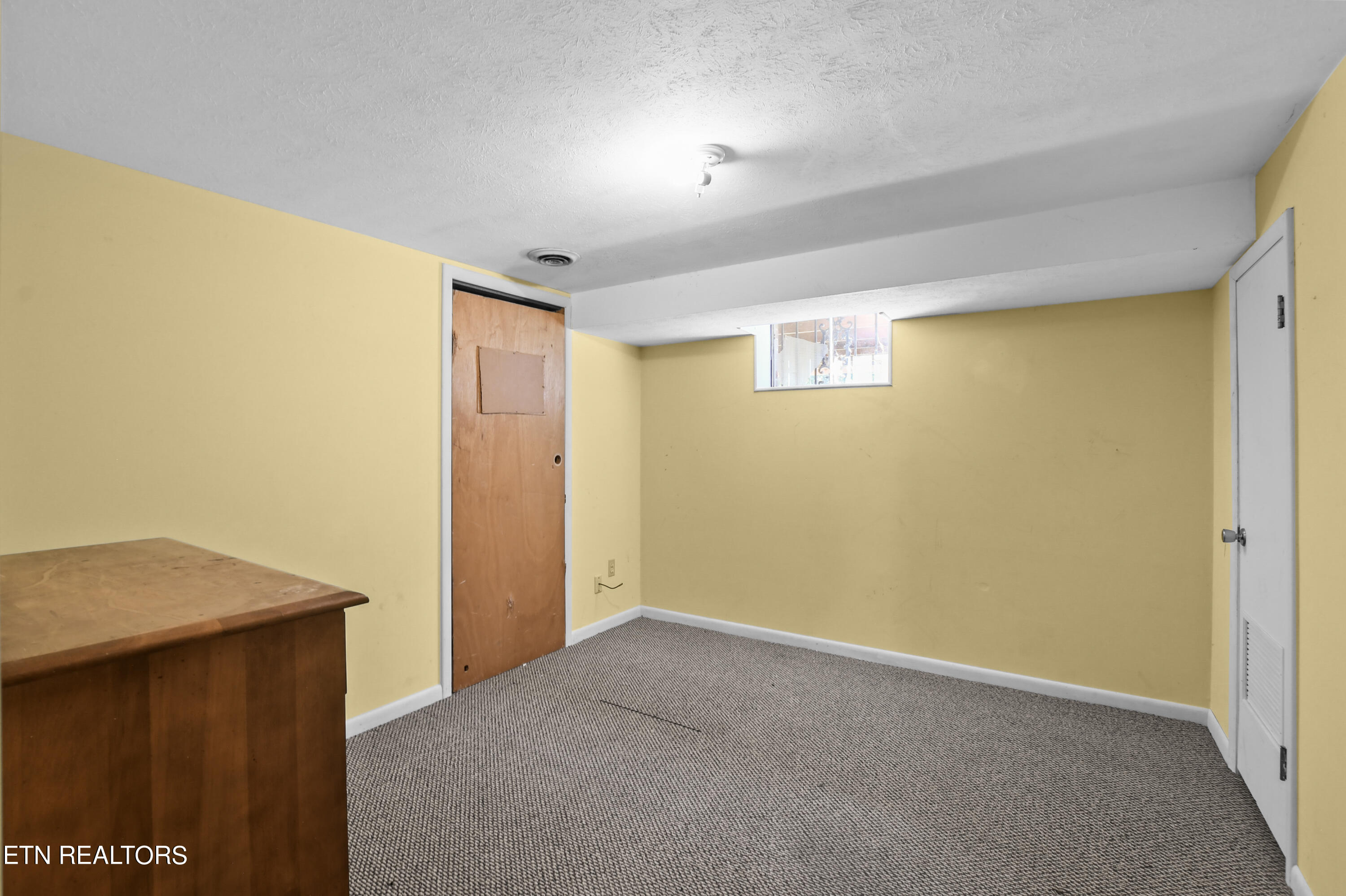 119 Colonial Heights, LaFollette