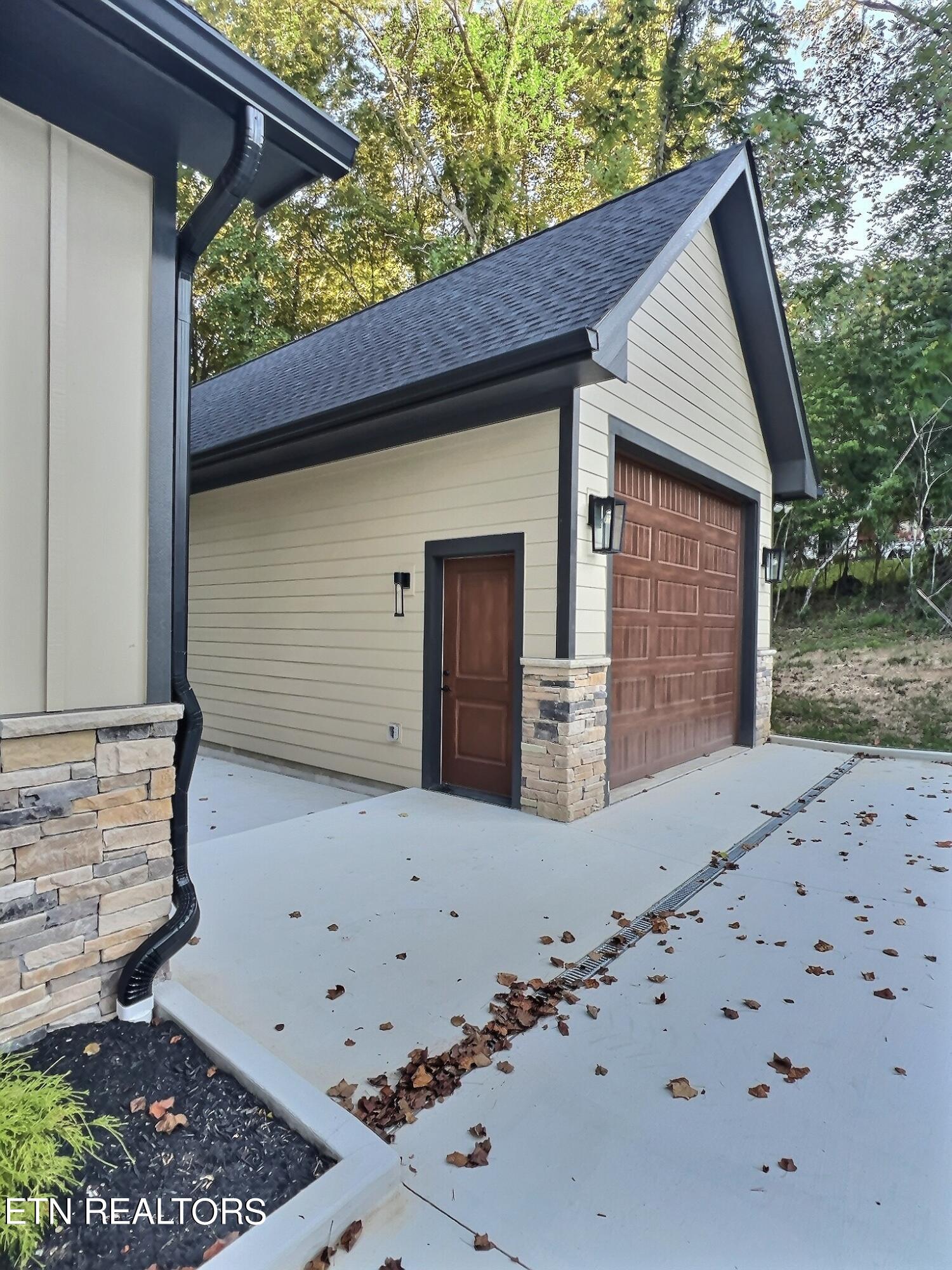 268 Lakemont Lane