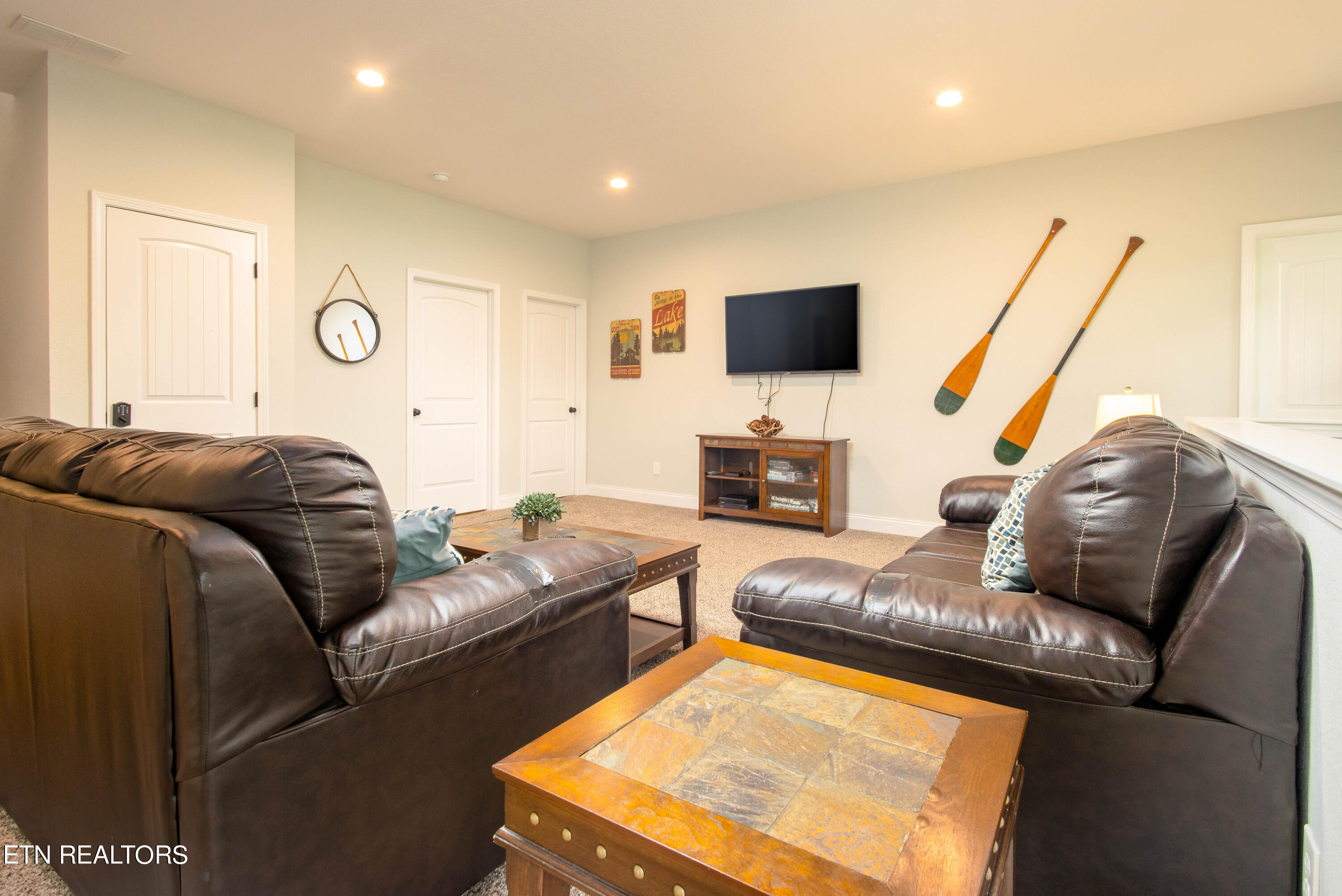 742 Waterfront Tr, LaFollette