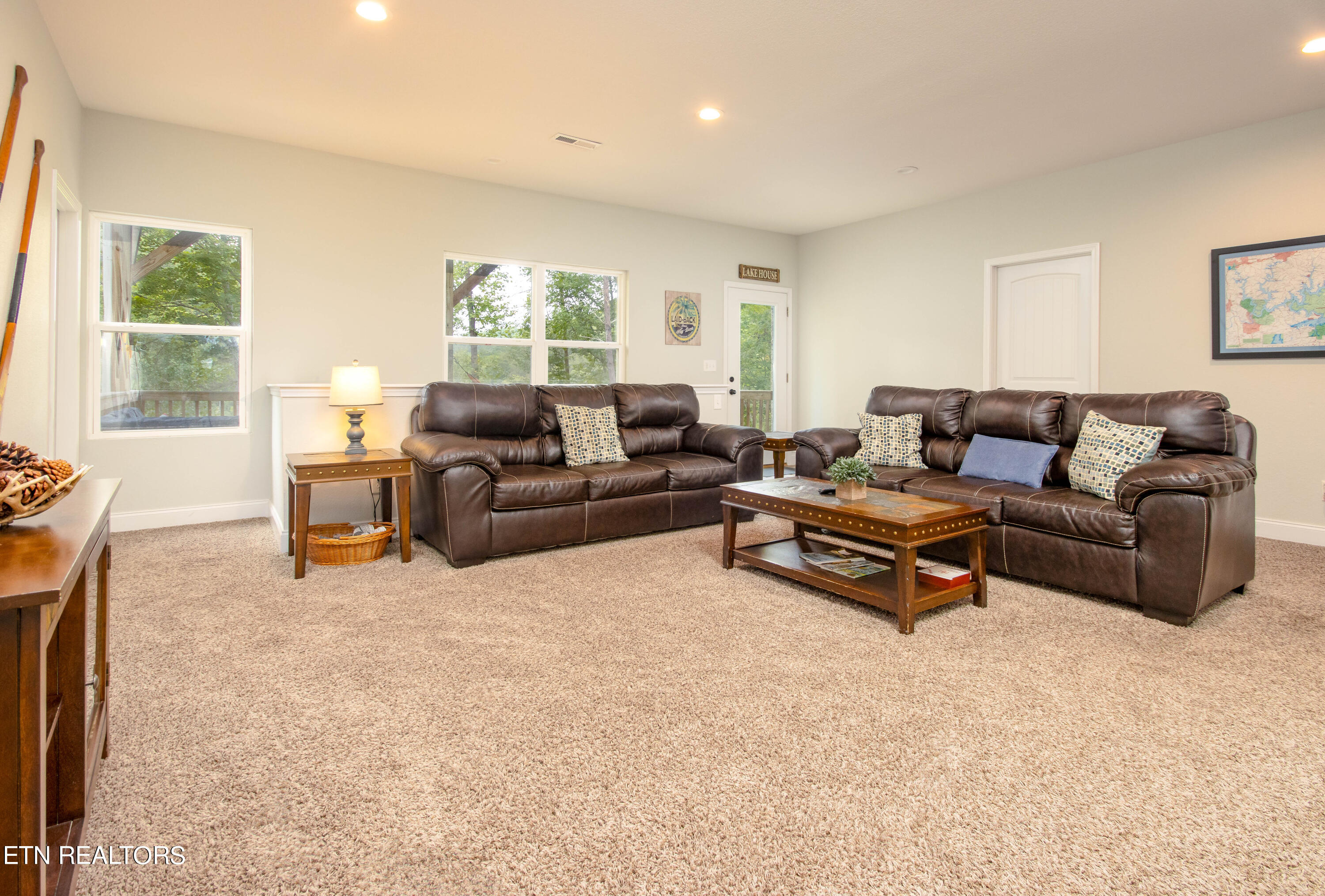 742 Waterfront Tr, LaFollette