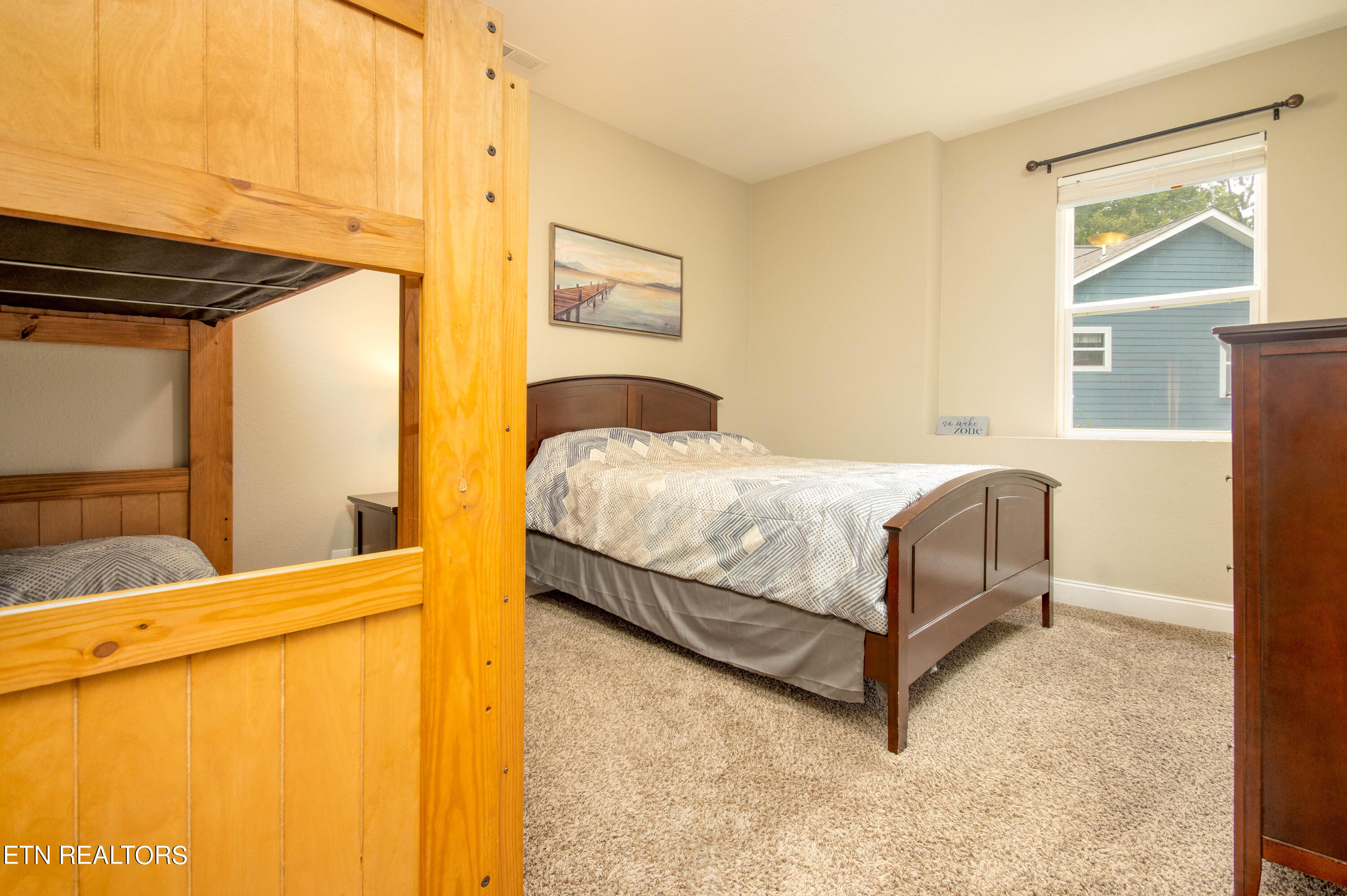 742 Waterfront Tr, LaFollette