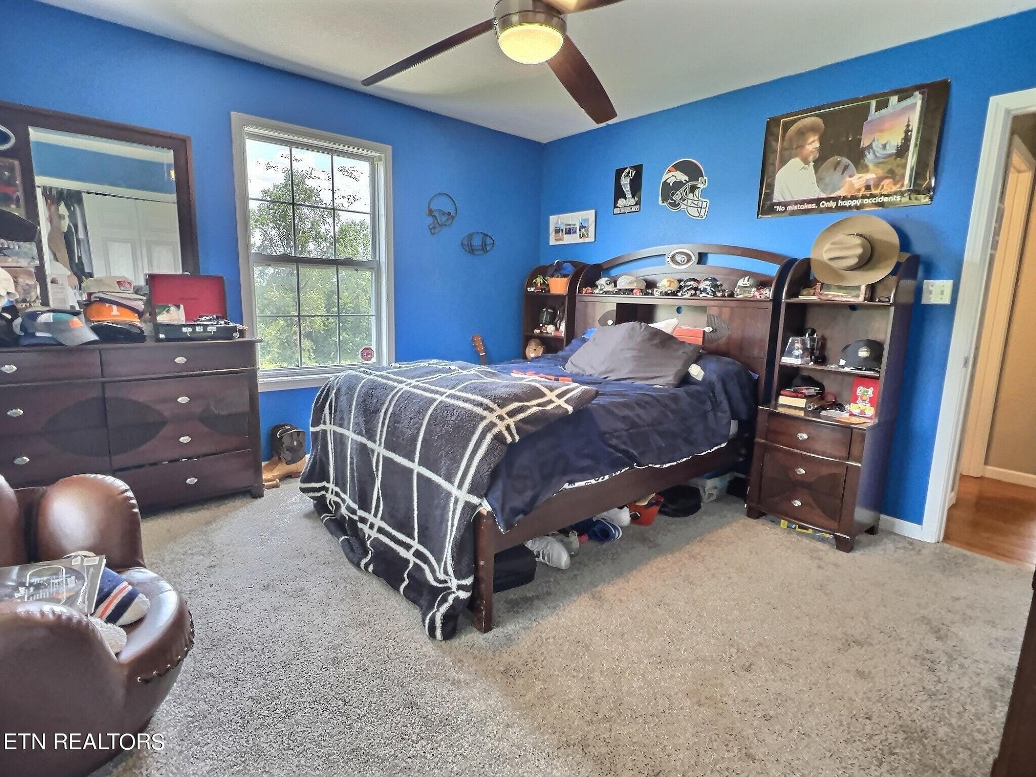 435 Davis Chapel Rd, LaFollette