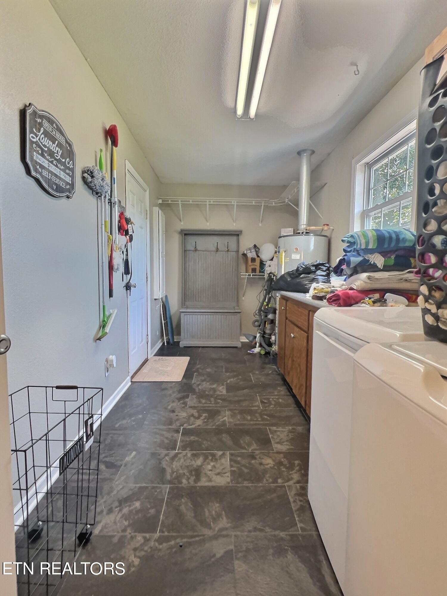 435 Davis Chapel Rd, LaFollette