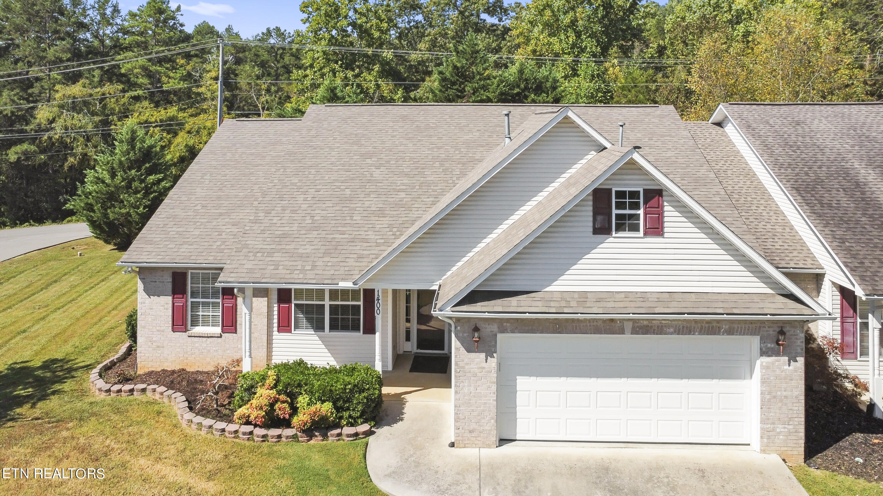 1400 Graybrook Lane, 1